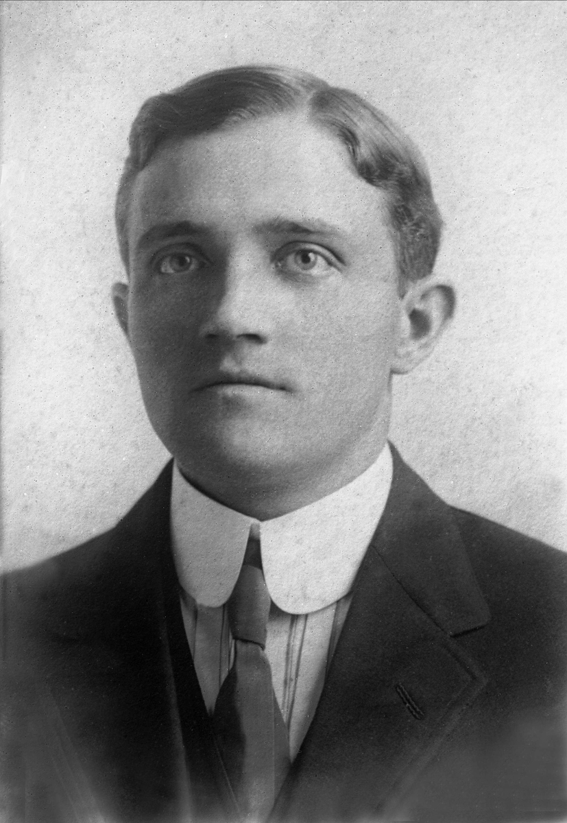 Gustav Borgen, NFB.32829