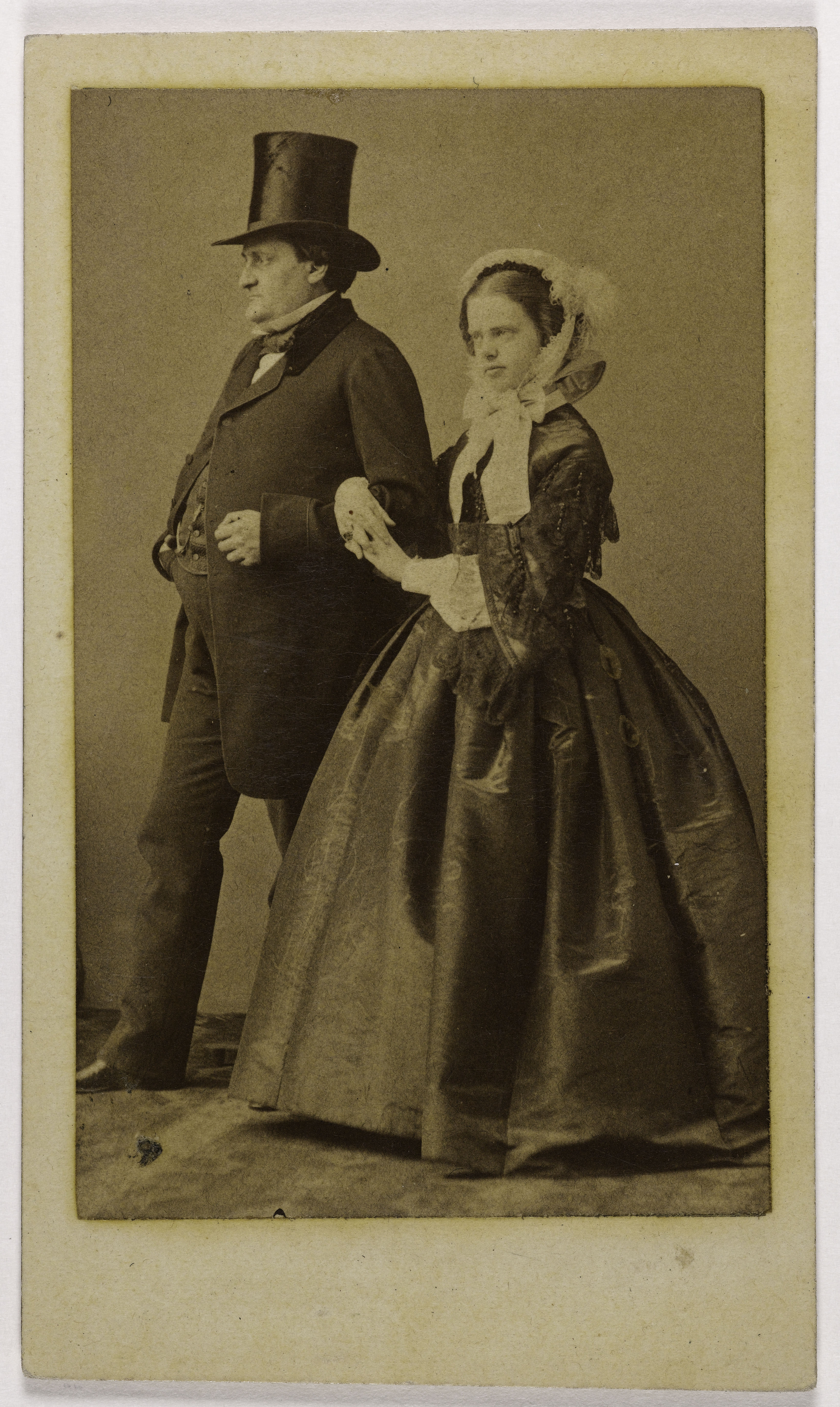 Disderi & Cie, Portrait du Prince Napoléon (né Napoléon Joseph Bonaparte) (1822-1891) (fils du roi Jérôme) et de sa femme la Princesse Bonaparte