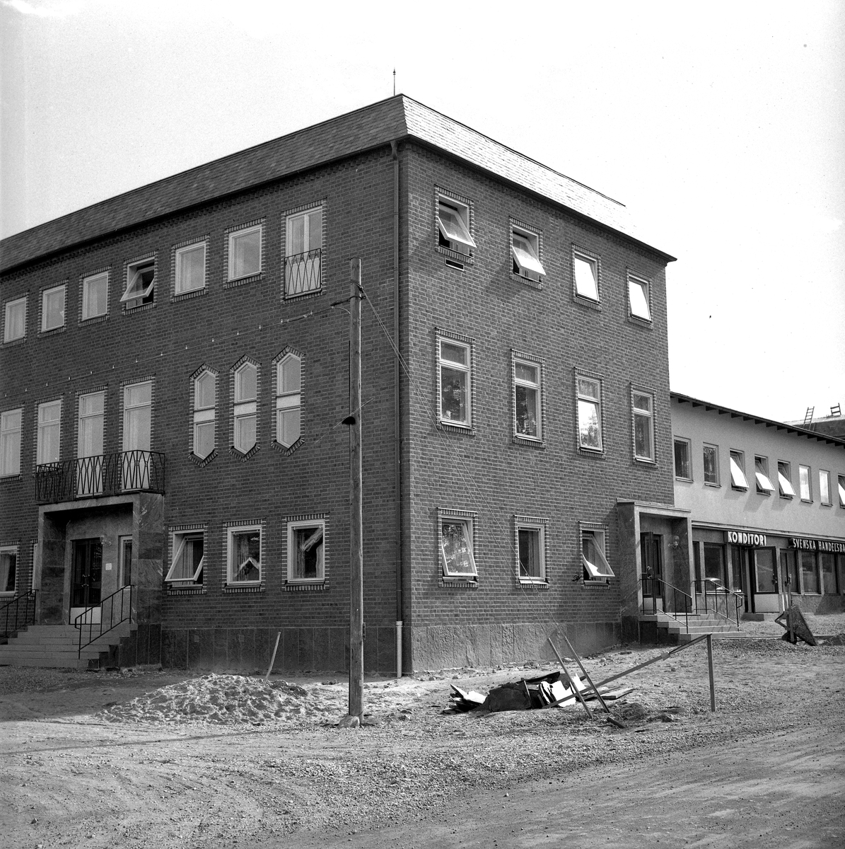Örebro Kuriren, Frövi The House of the People. September 14, 1955.