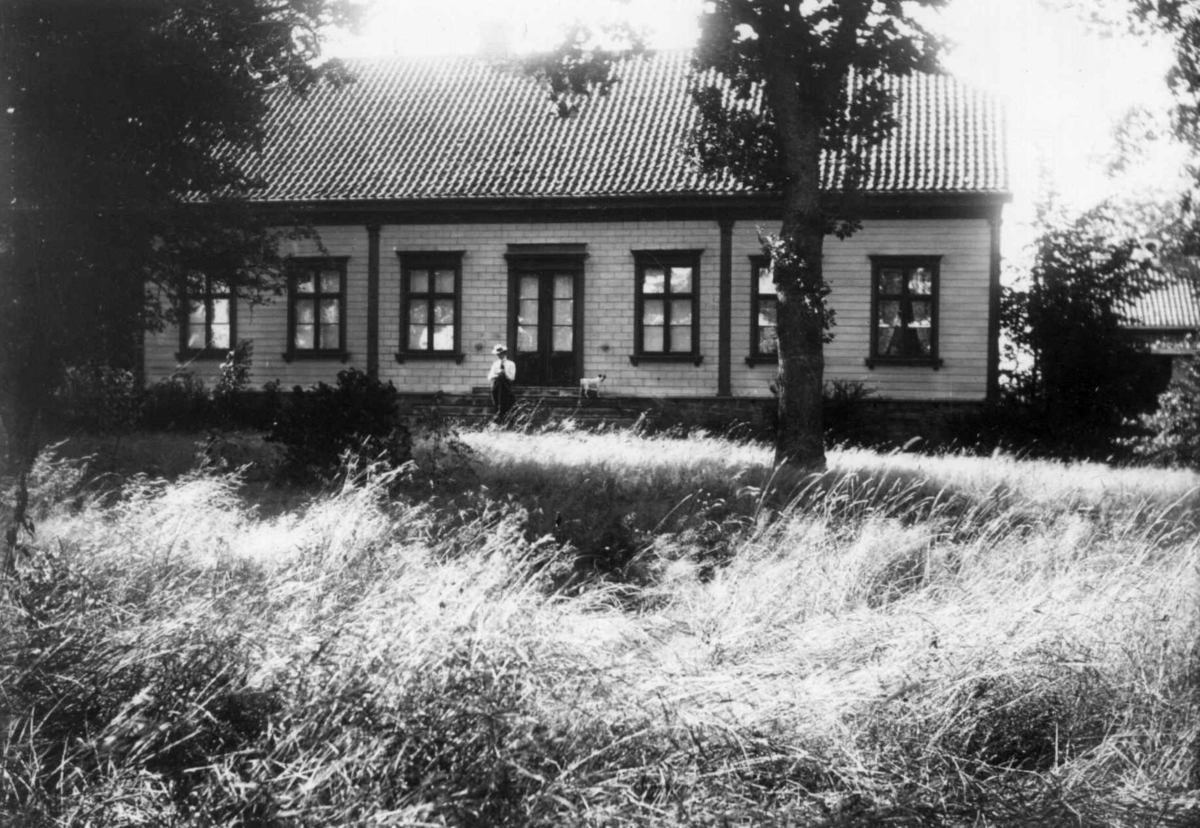 Fredrik Emil Faye, Balke, (Akershus?). Bolighus. Fra serie fotografert av kammerherre Fredrik Emil Faye (1844-1903), Dal gård, Ullensaker