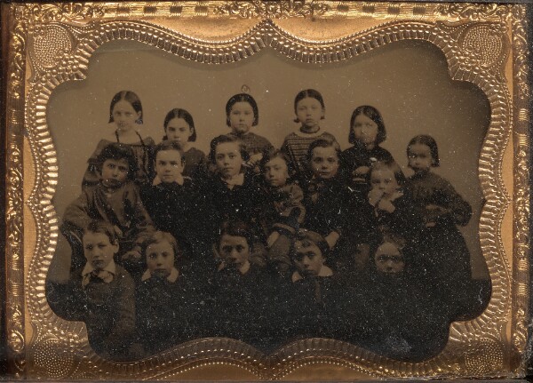 Unknown, [Group portrait of seventeen children]