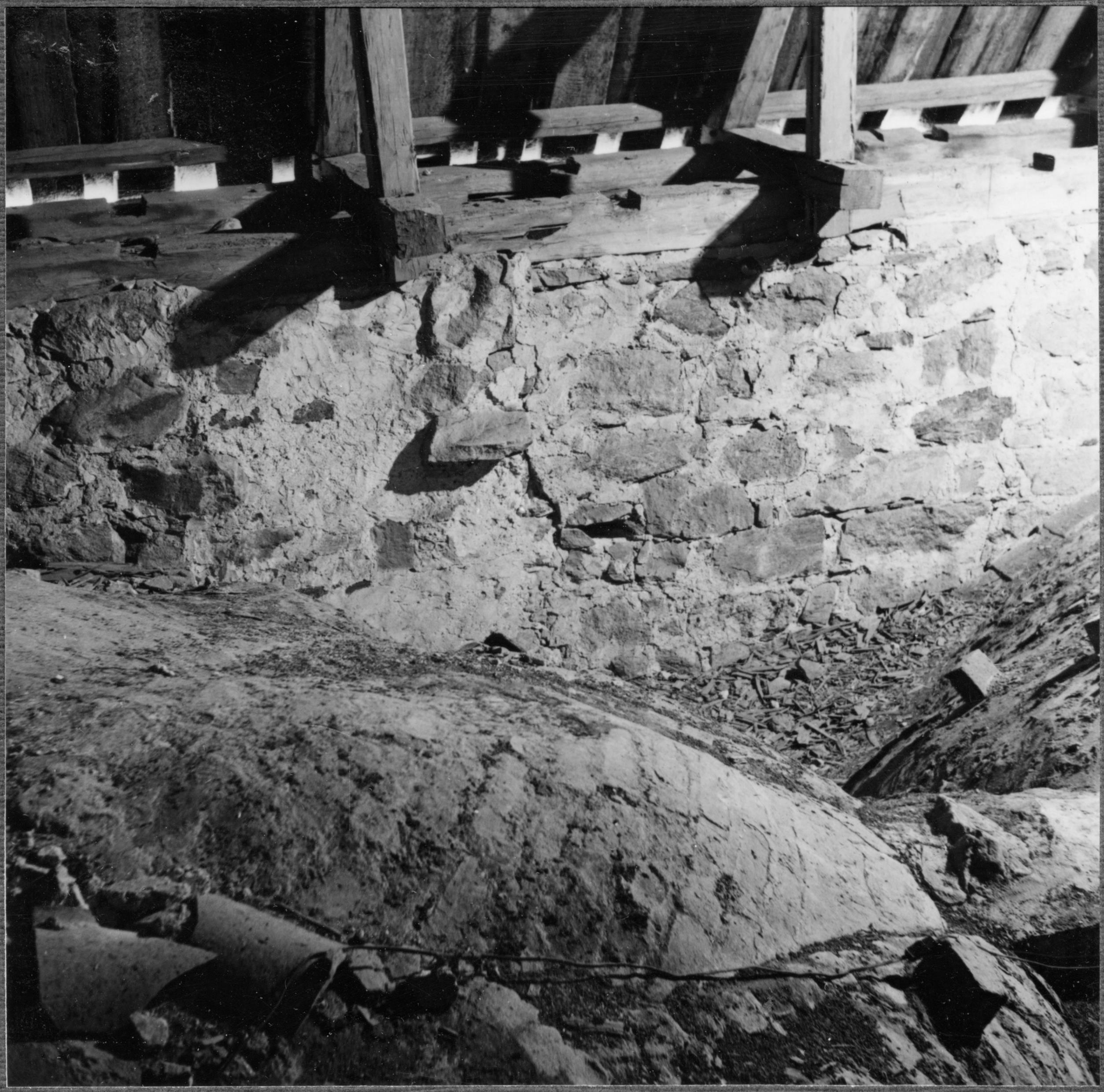 Ivar Schnell, Överjärna kyrka