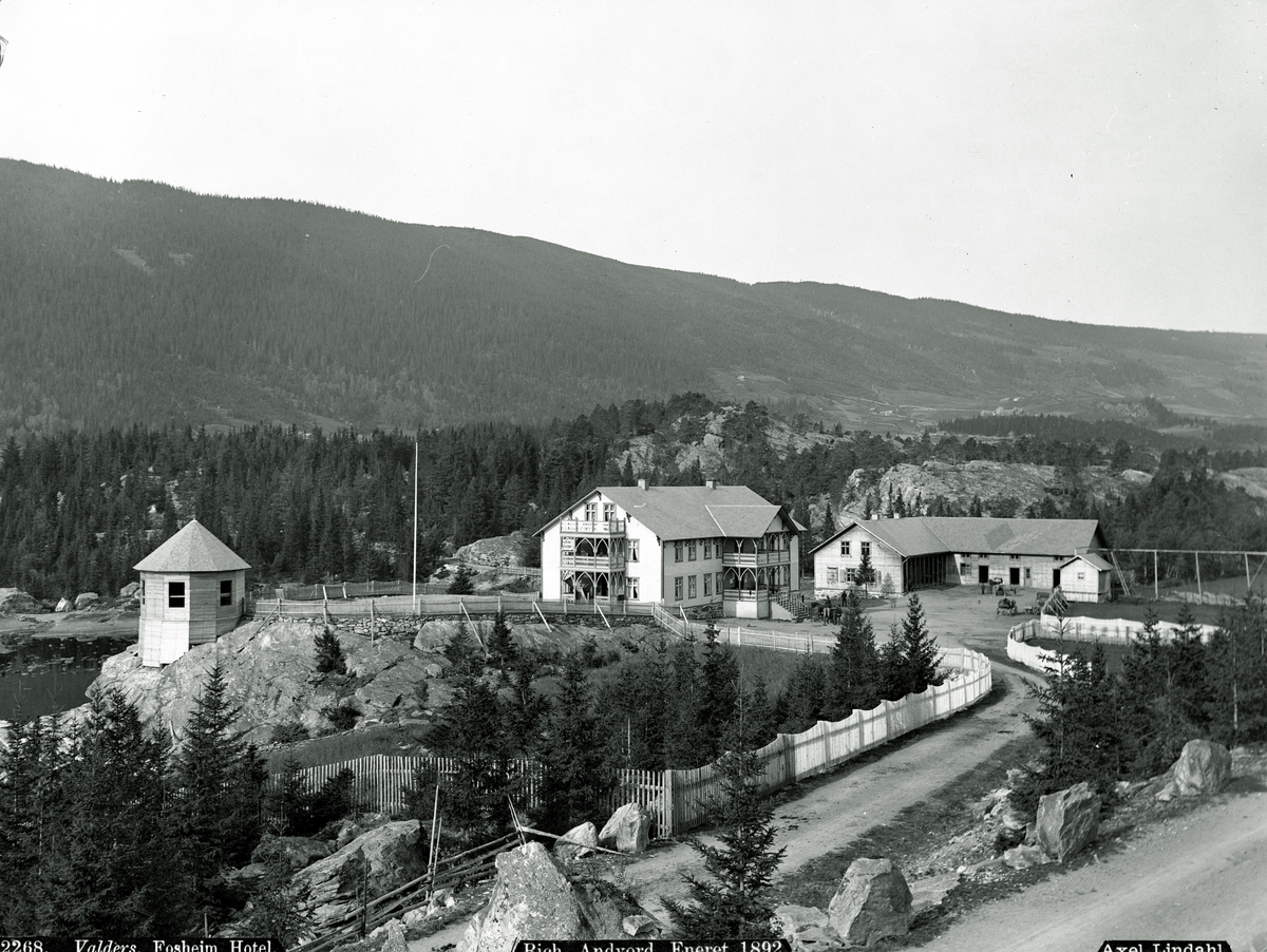 Axel Lindahl, Prot: Valders, Fosheim Hotel