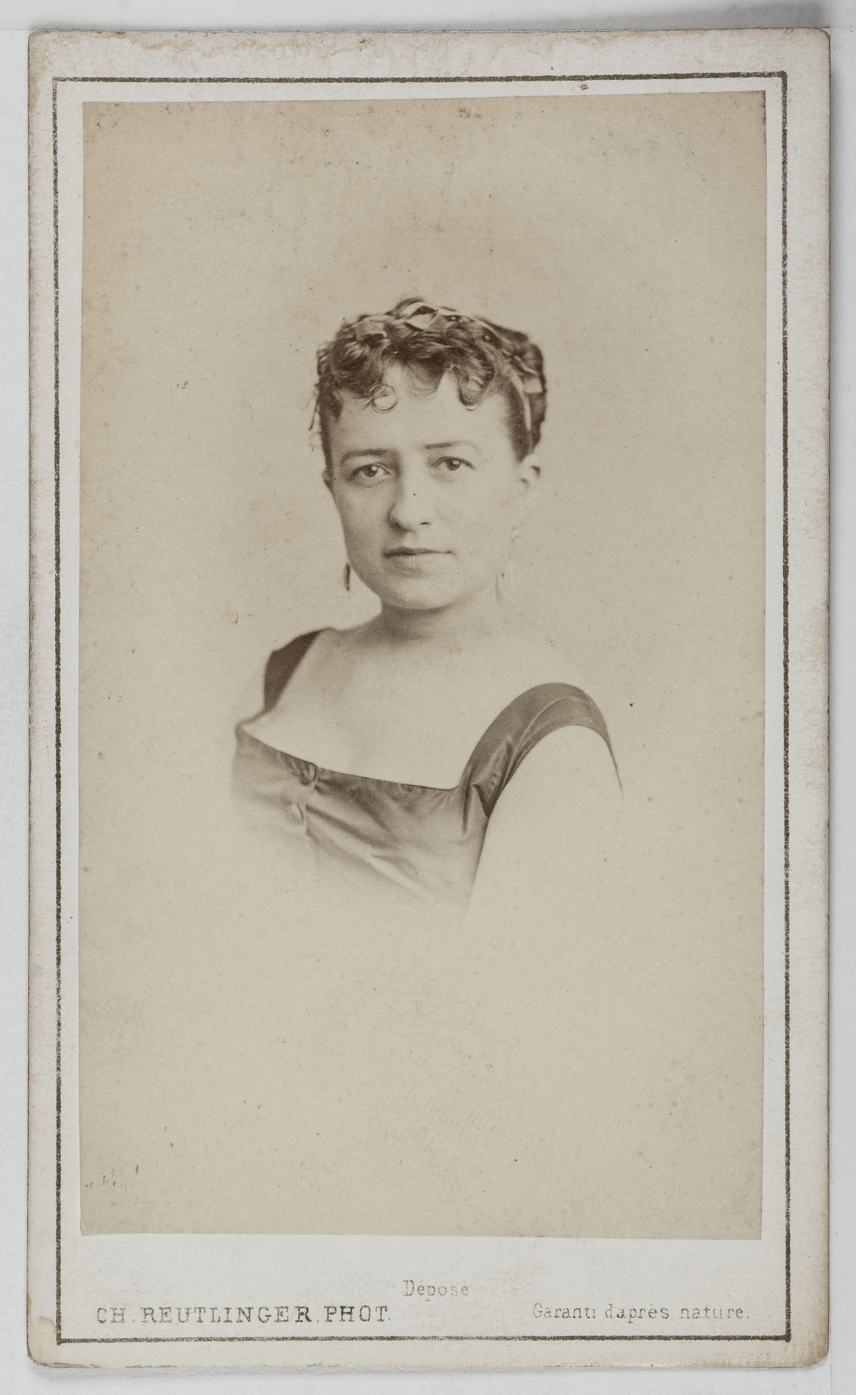 Charles Reutlinger, Portrait de Joséphine Panseron (-1890), actrice de théâtre entre 1868 et 1888.