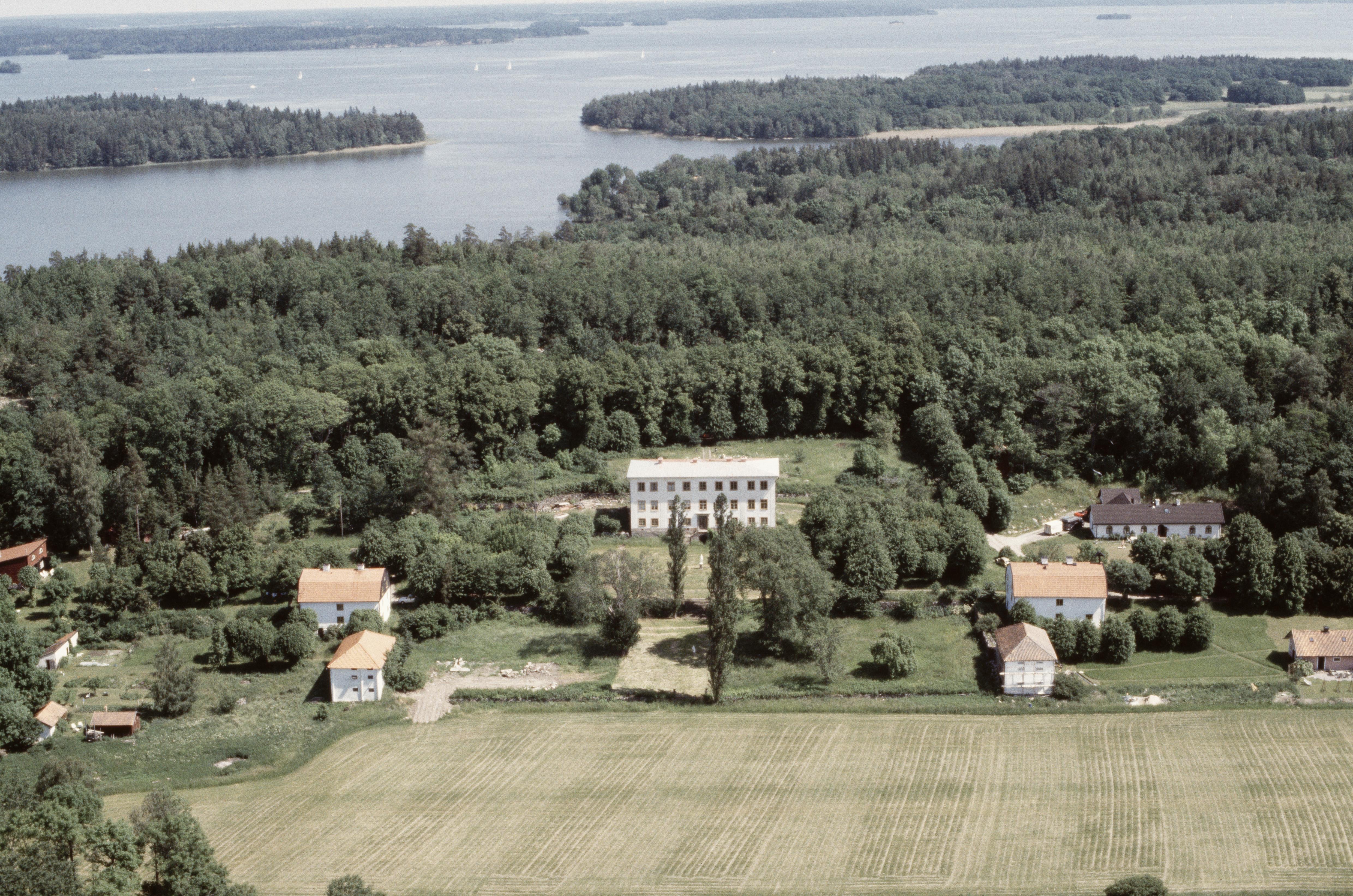 Jan Norrman, Överenhörna 72:1