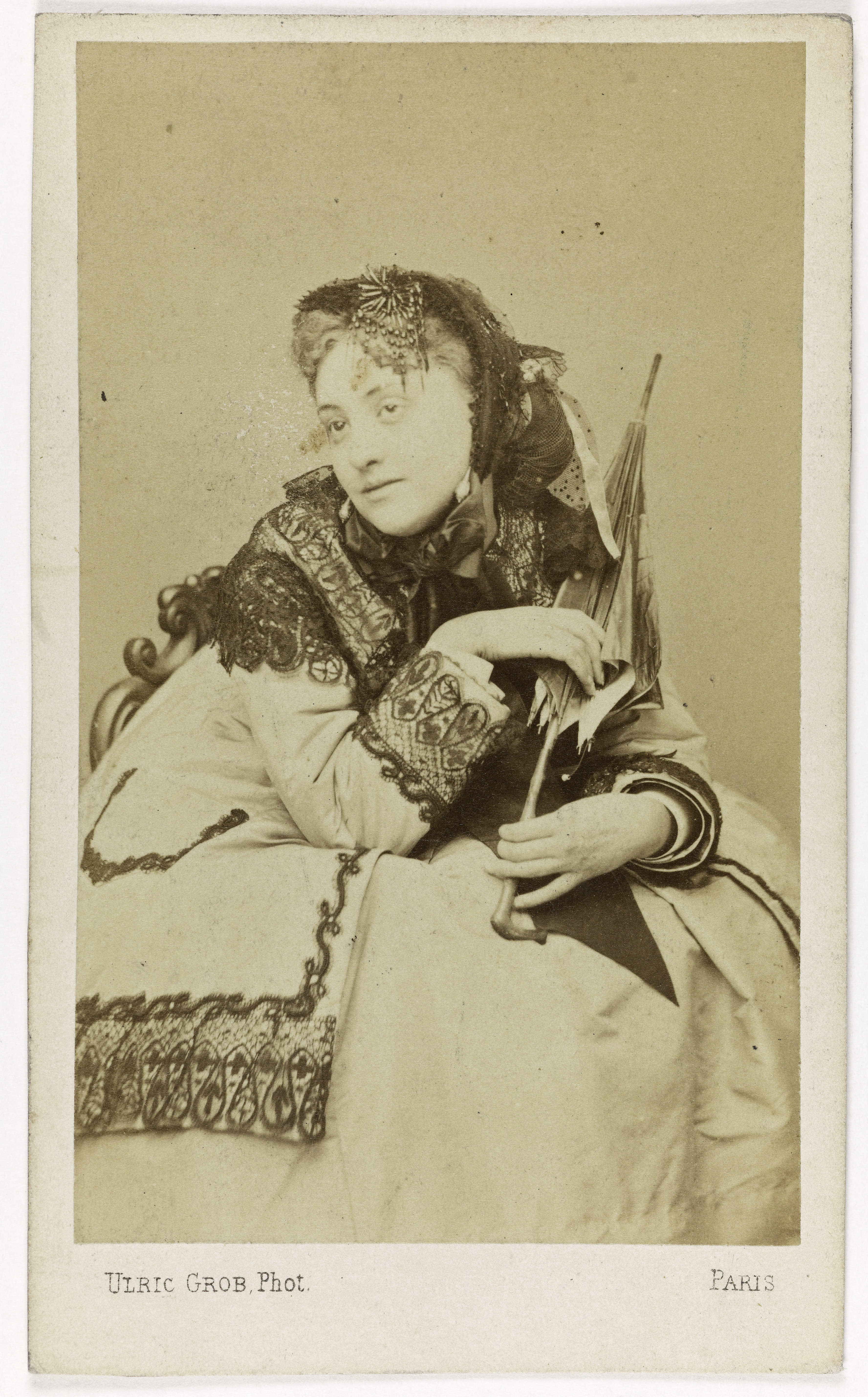 Ulric Grob, Portrait de Léontine Massin (1847-1901), actrice de théâtre entre 1863 et 1883.