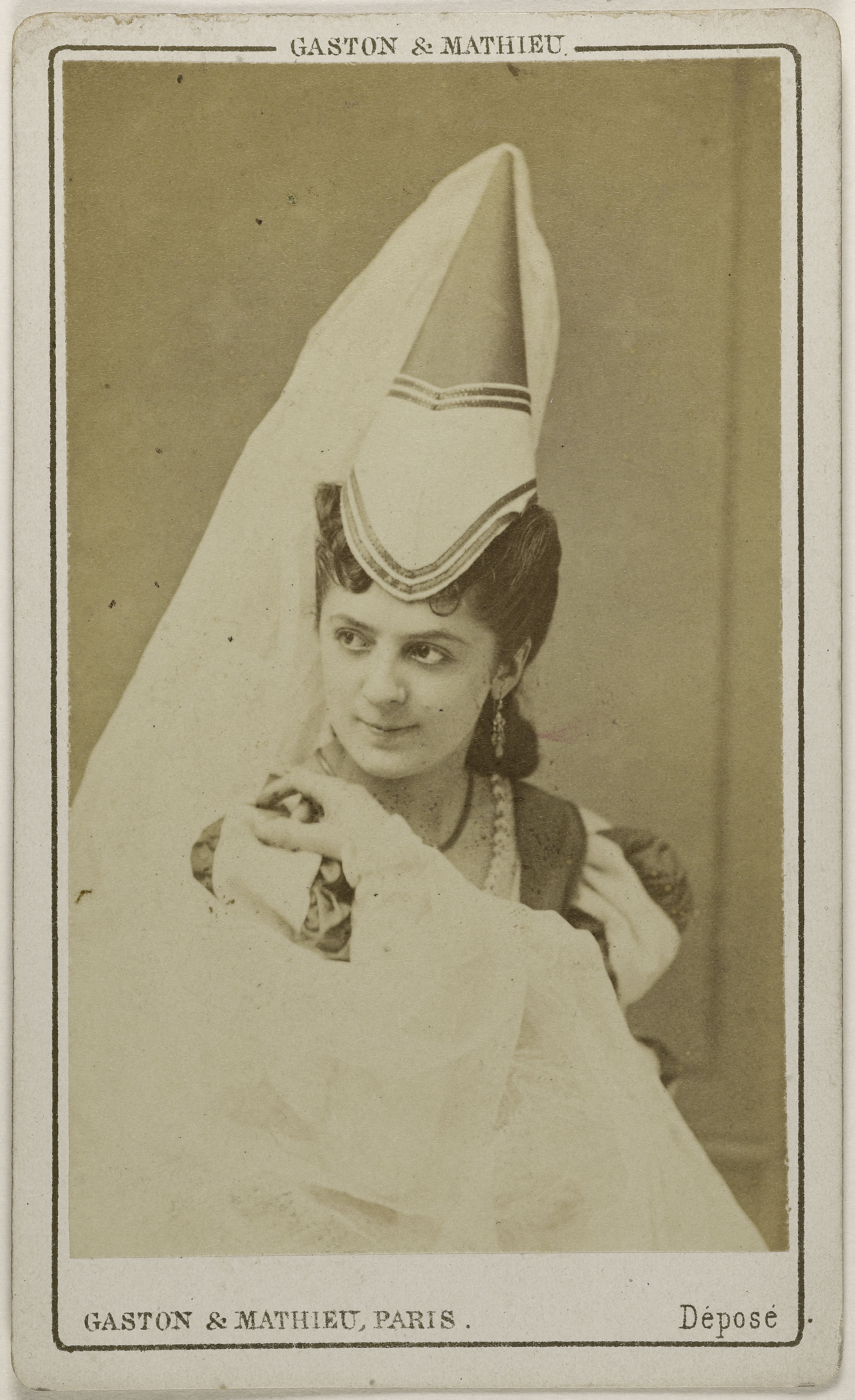 Mathieu & Cie Gaston, Portrait de Béranger, Berthe, (actrice)