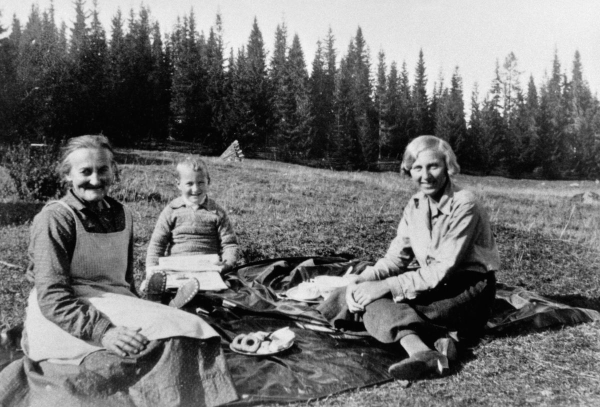 Anno Domkirkeodden, GR: 3, BUDEIE JULIA HAGASTUEN, KRISTIAN KRISTIANSEN, INGRIDSTENDAL, KJERNLI SETER, LØTEN