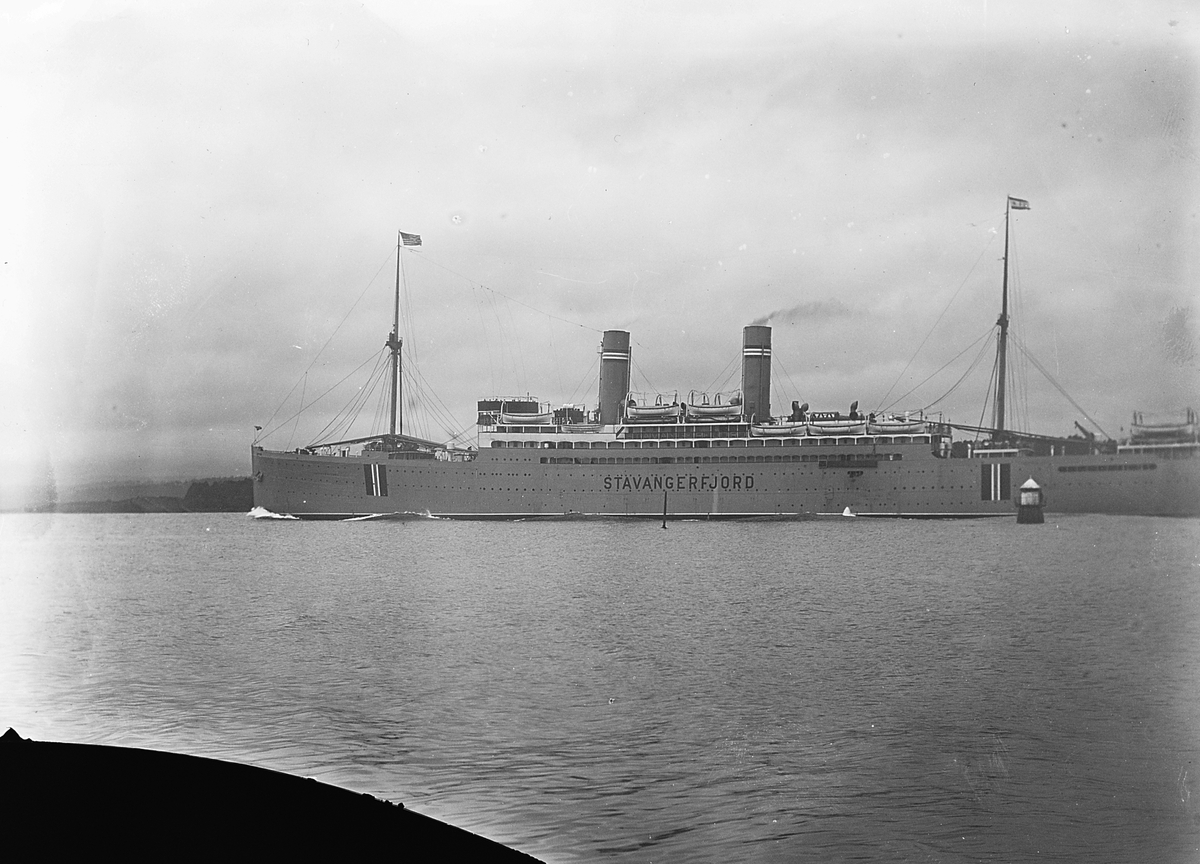 Anders Beer Wilse, Konv: Stavangerfjord fuld fart