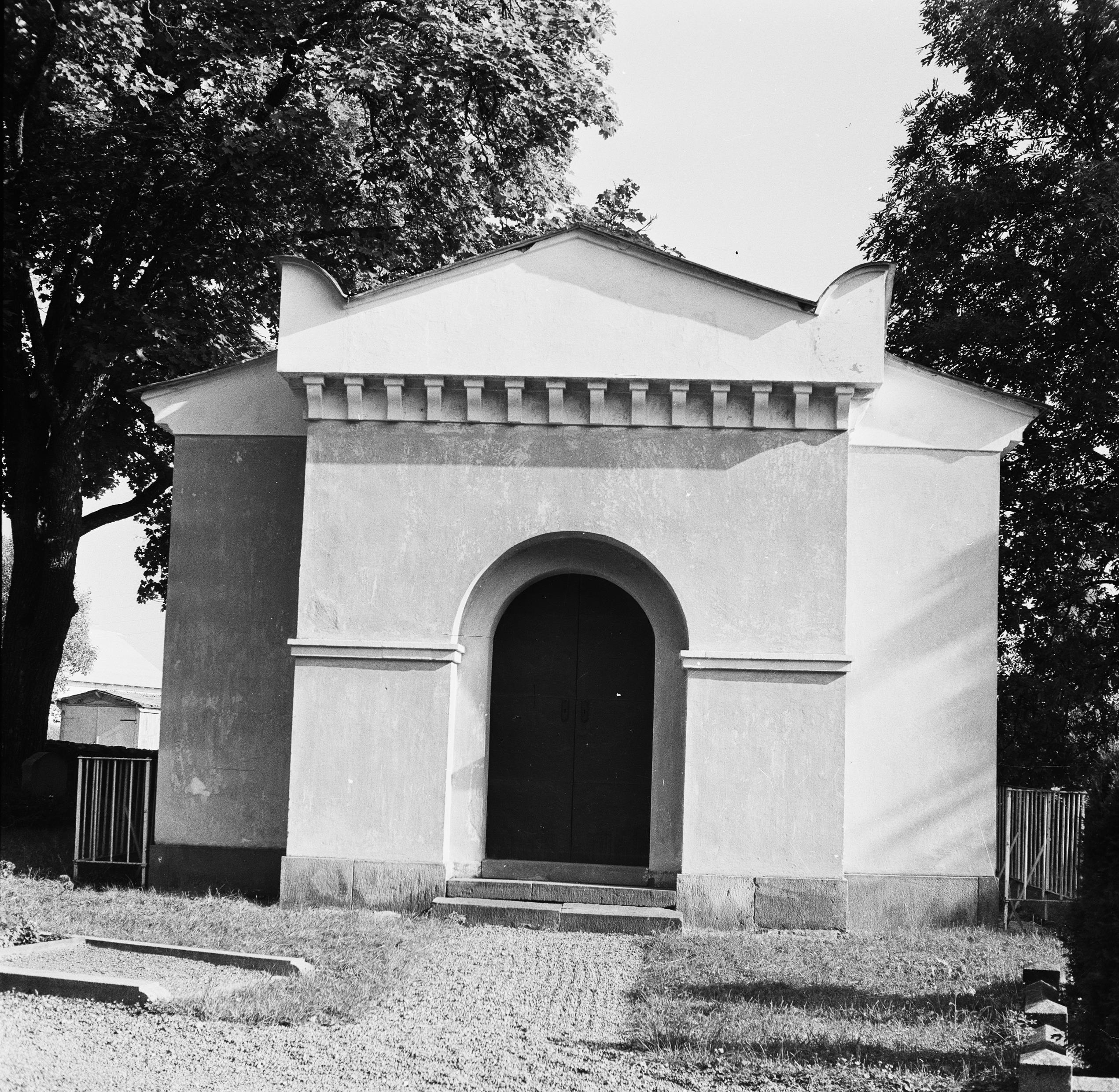 Nils Lagergren, Rö kyrka