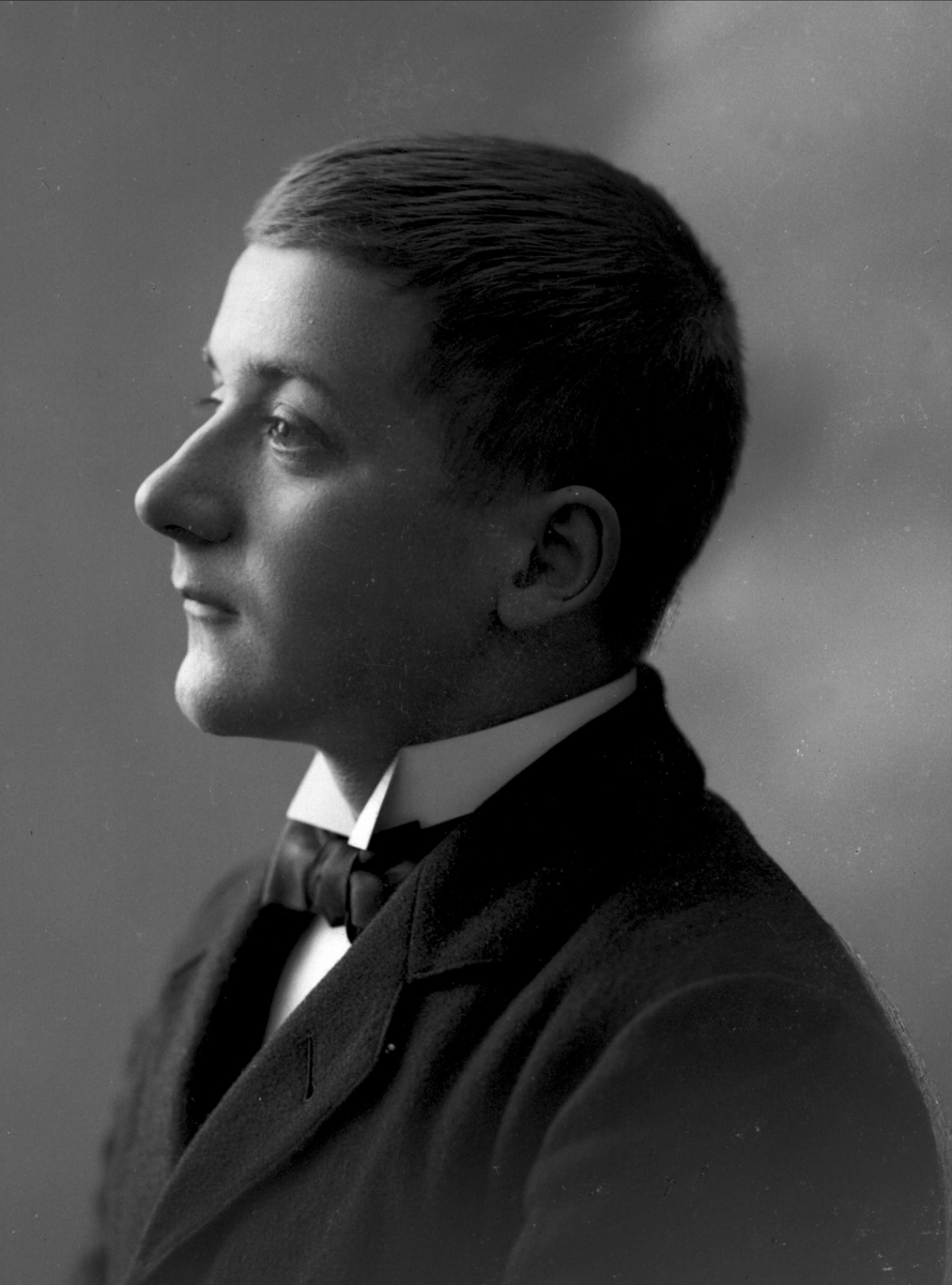 Gustav Borgen, NFB.42671