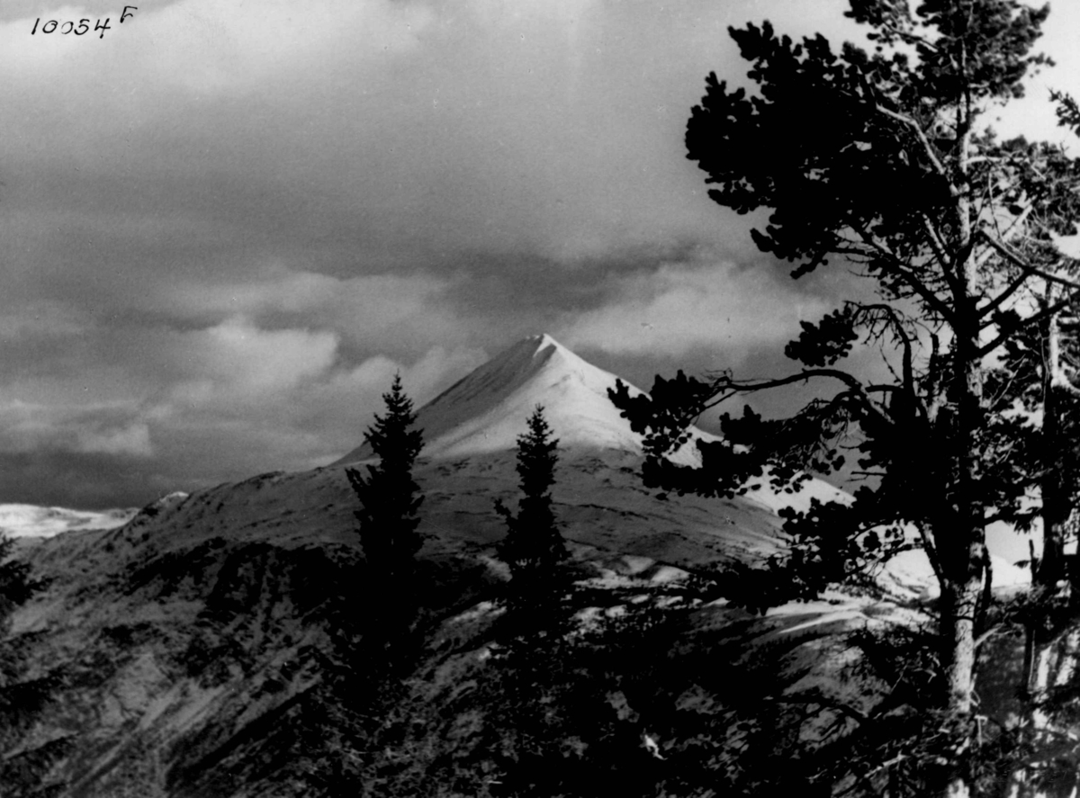 Anders Beer Wilse, Vinter, sno, Gaustatoppen.