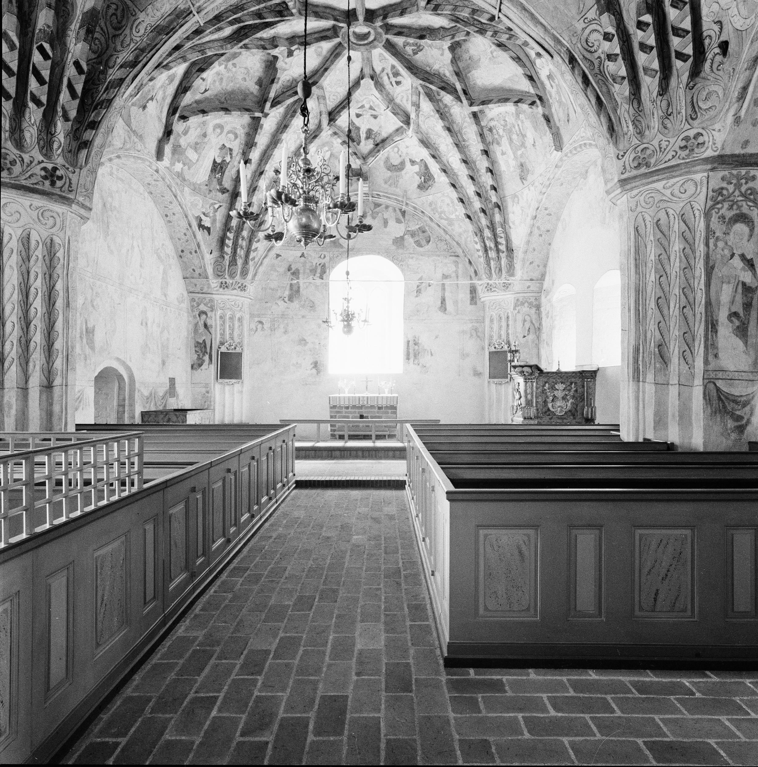 Nils Lagergren, Härnevi kyrka