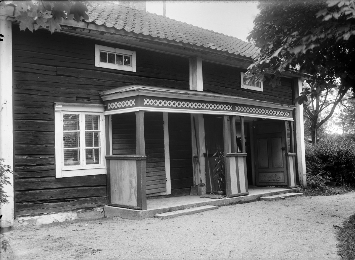 Paul Sandberg, Del av bostadshus med förstukvist, Röcklinge, Västerlövsta socken, Uppland