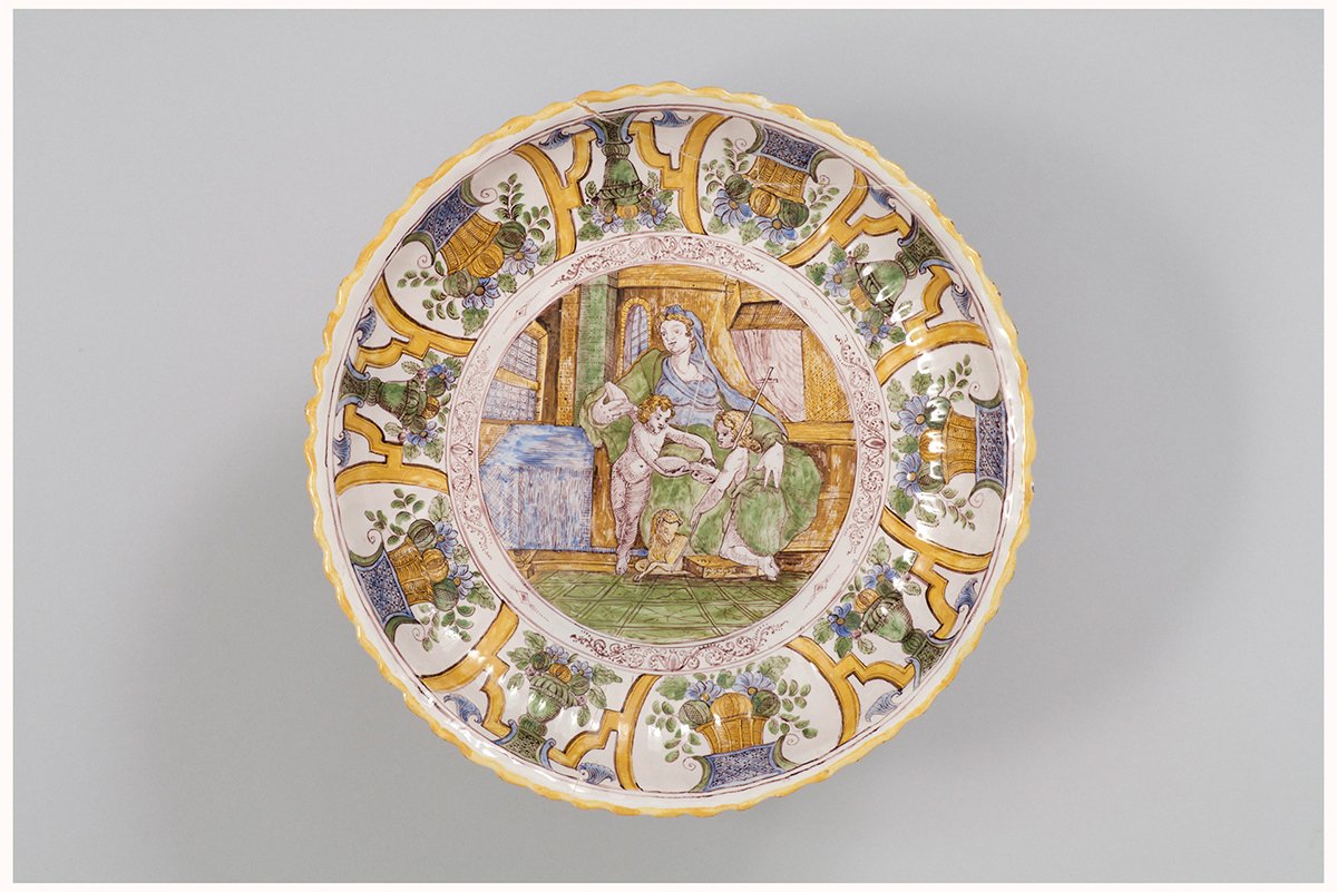 Nürnberger Fayencemanufaktur, Schüssel mit Darstellung der Muttergottes mit Jesuskind und Johannesknaben