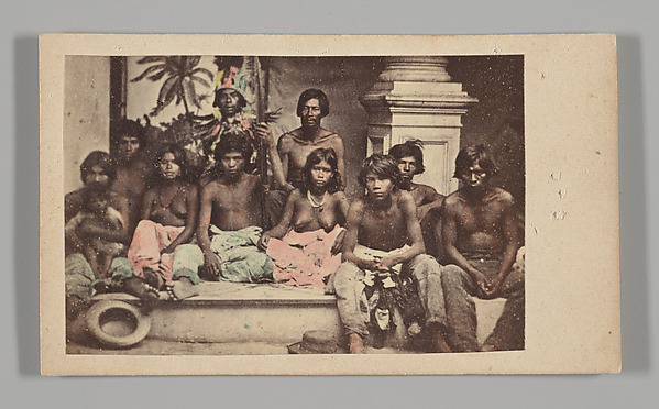 Unknown, [Studio Portrait: Seated Group portrait of Ten Indigenous people]