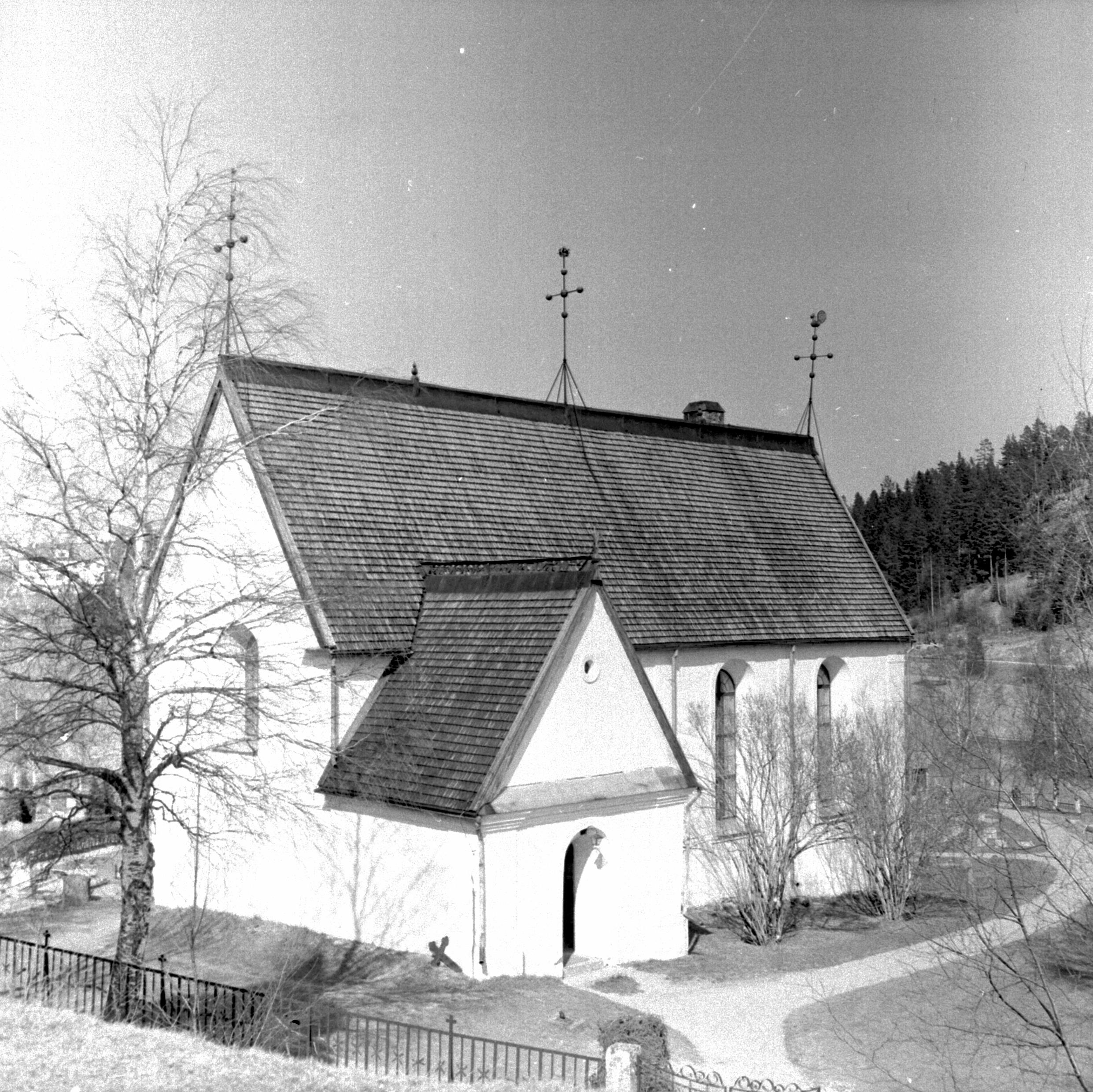 Åke Nisbeth, Njutångers kyrka