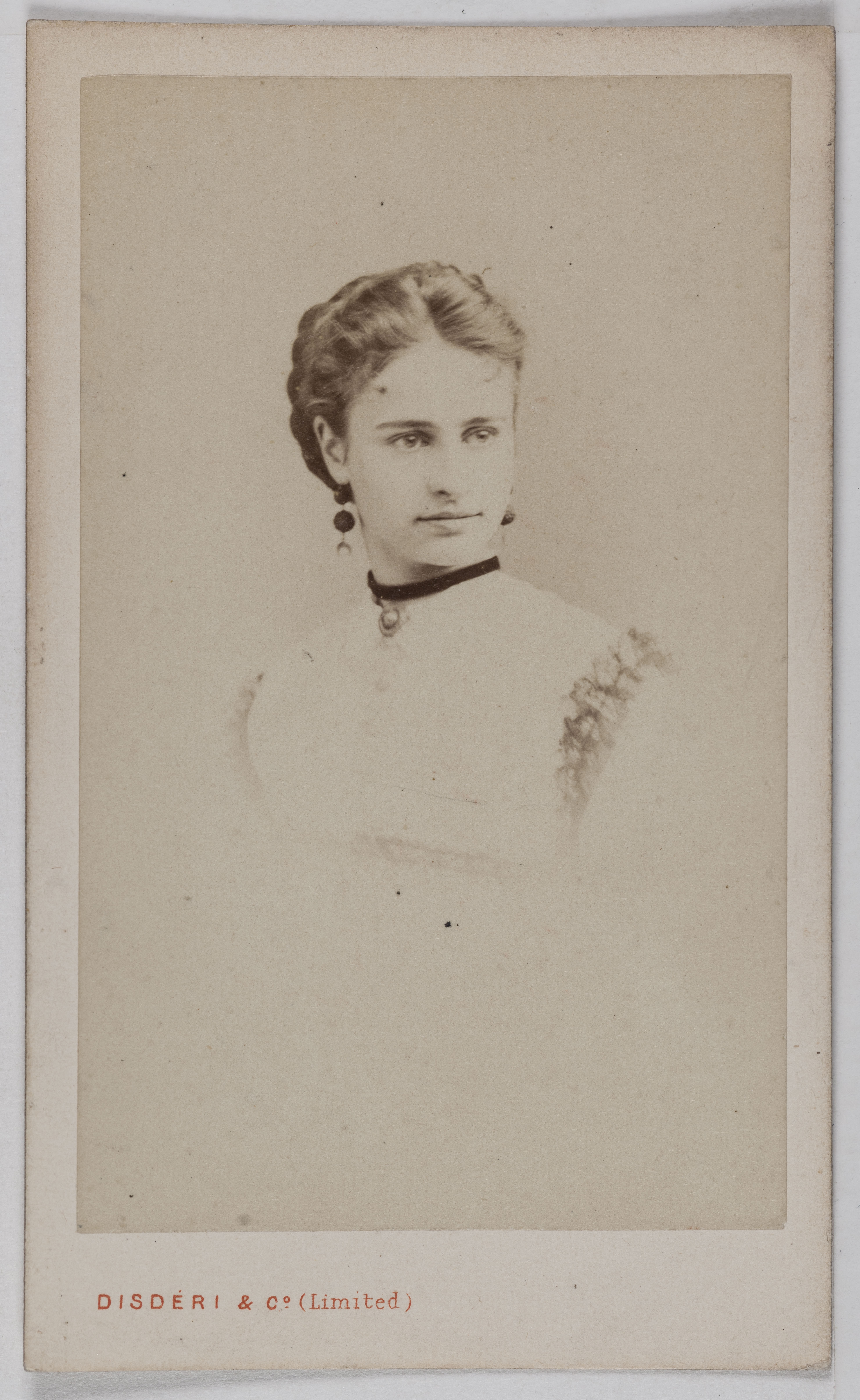 André-Adolphe-Eugène Disdéri, Portrait de Marie M., (actrice)