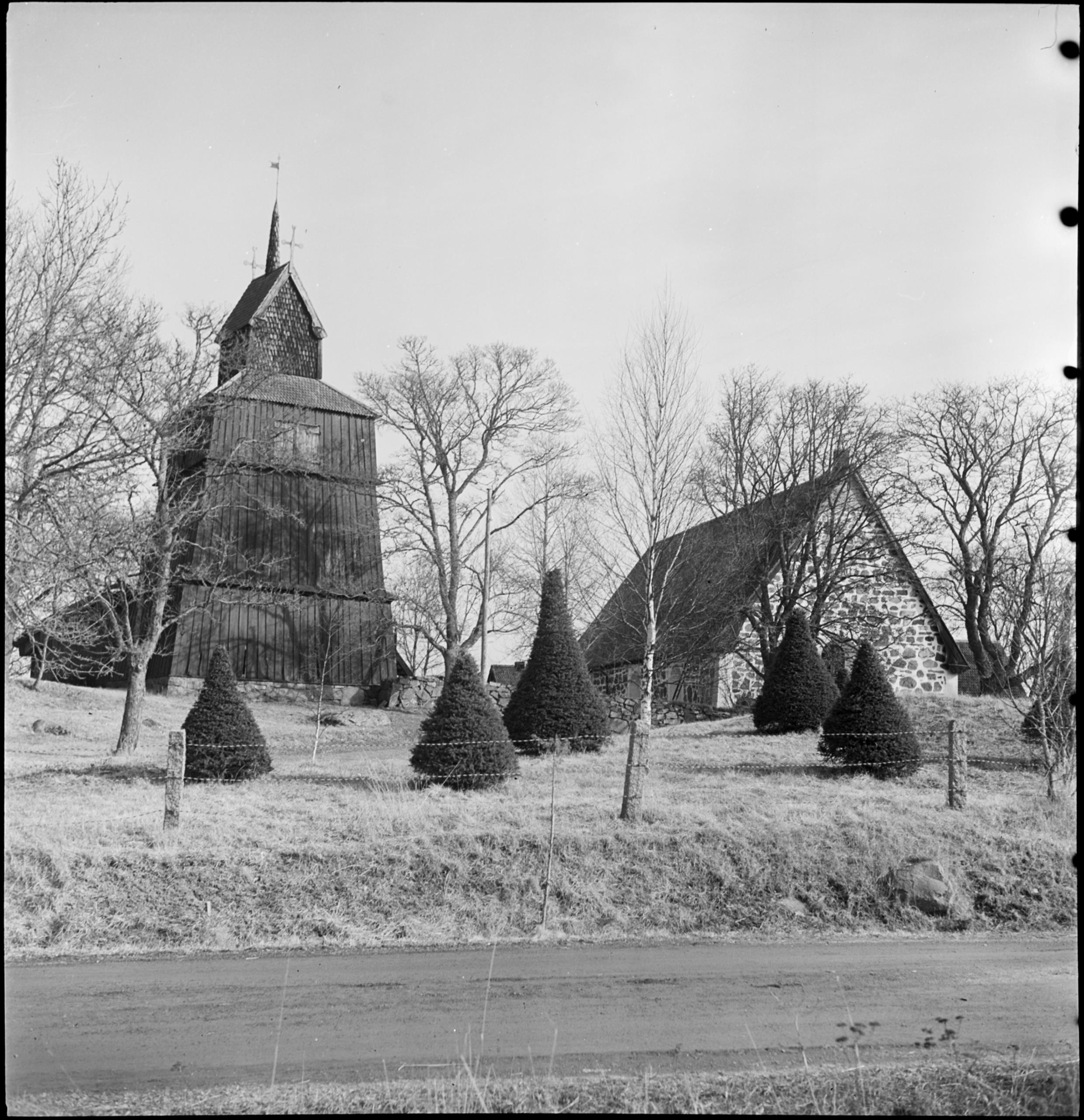Iwar Anderson, Häverö kyrka