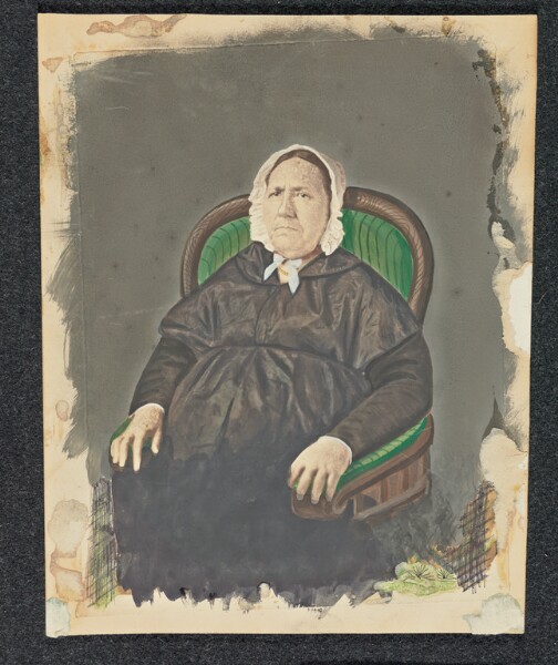 Unknown, [Portrait of seated woman]