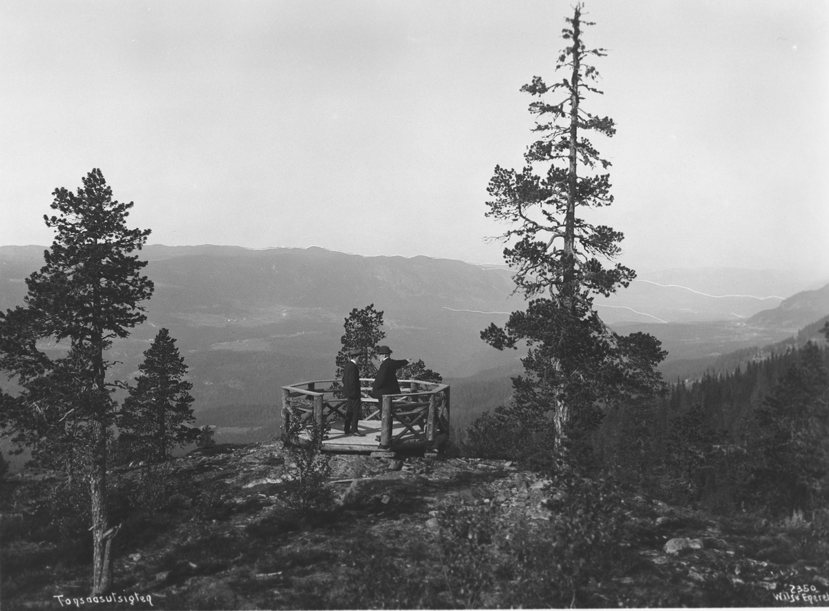 Anders Beer Wilse, Prot: Valdres - Utsikt Tonsaasen mot Valdres 23. Sep. 1903