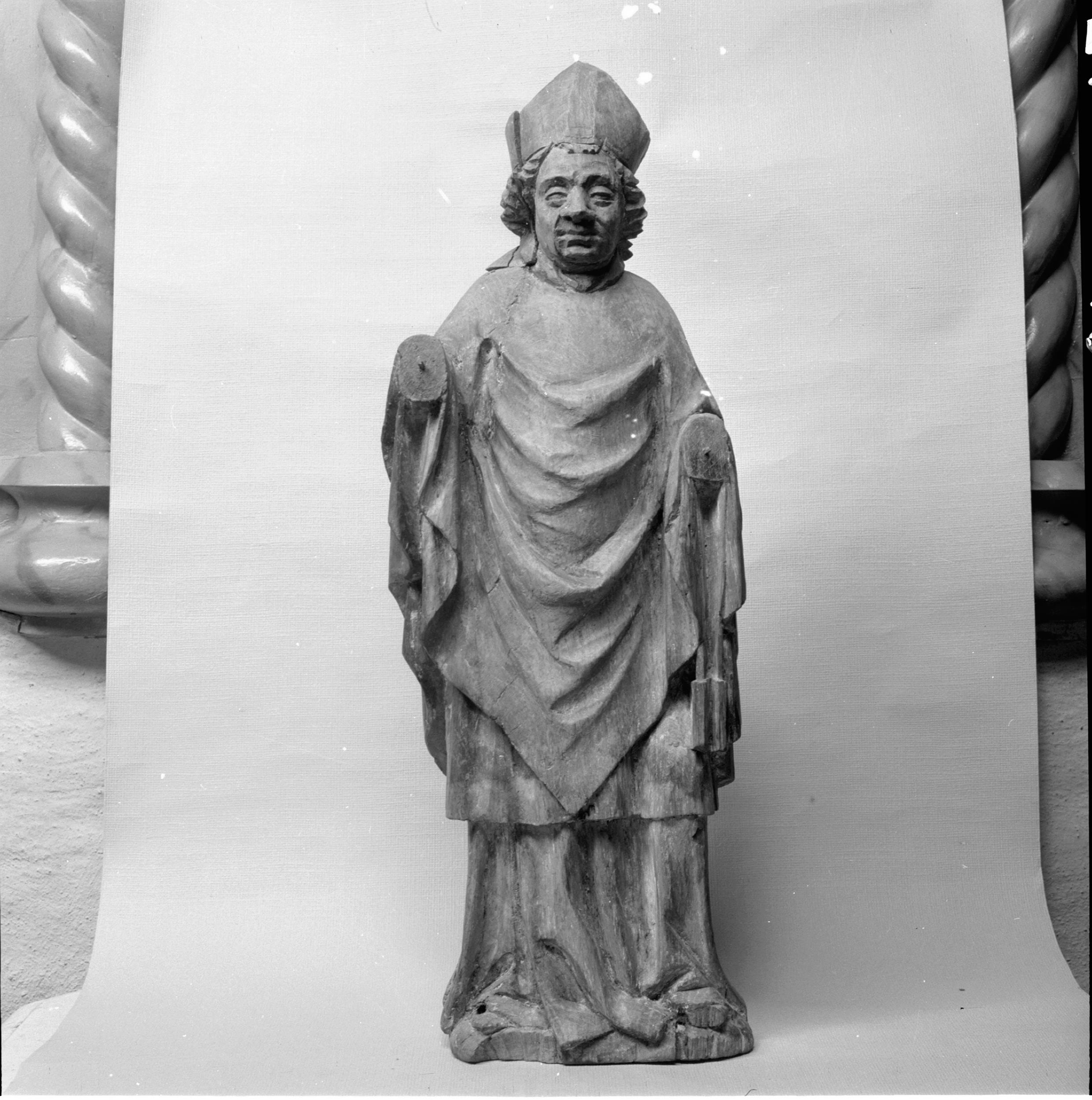 Nils Lagergren, Håtuna kyrka