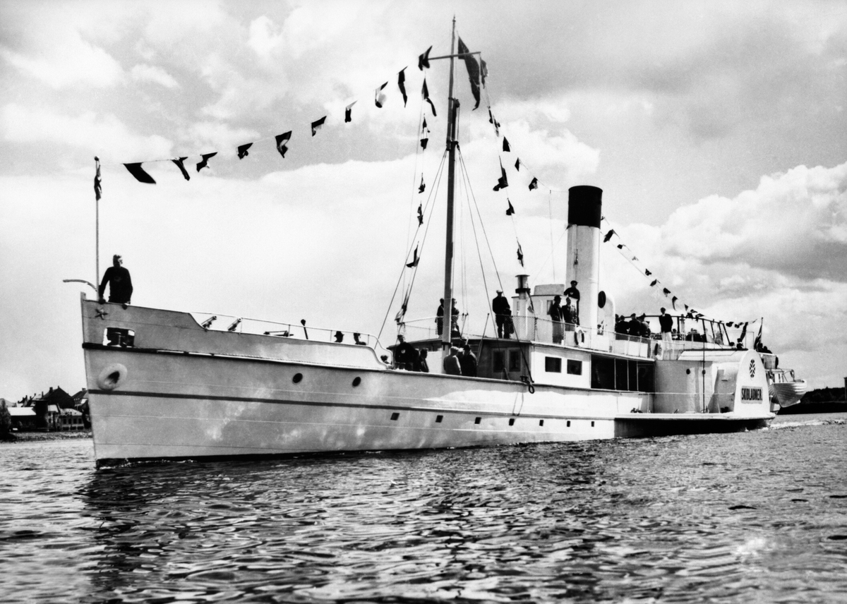 Anno Domkirkeodden, D. S. SKIBLADNER, FOLK OMBORD, MJØSBÅT