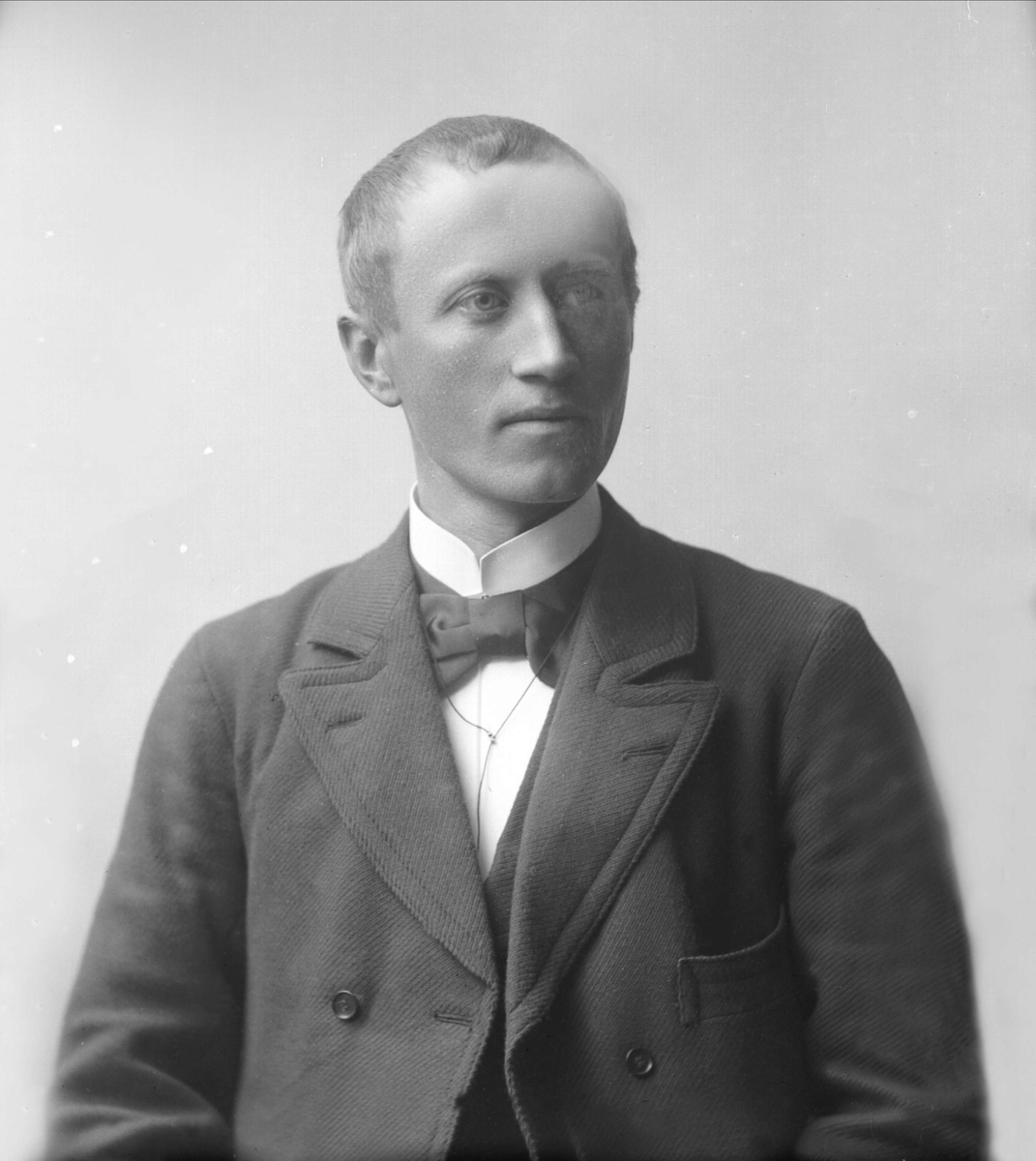 Gustav Borgen, NFB.31970