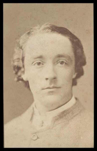 London Stereoscopic and Photographic Company, Guy Little Theatrical Photograph