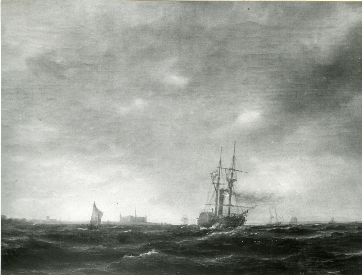 Okänd fotograf, Motiv från Öresund med Kronborgs slott. Oljemålning 1850. Storlke 72,5 x 102 cm.