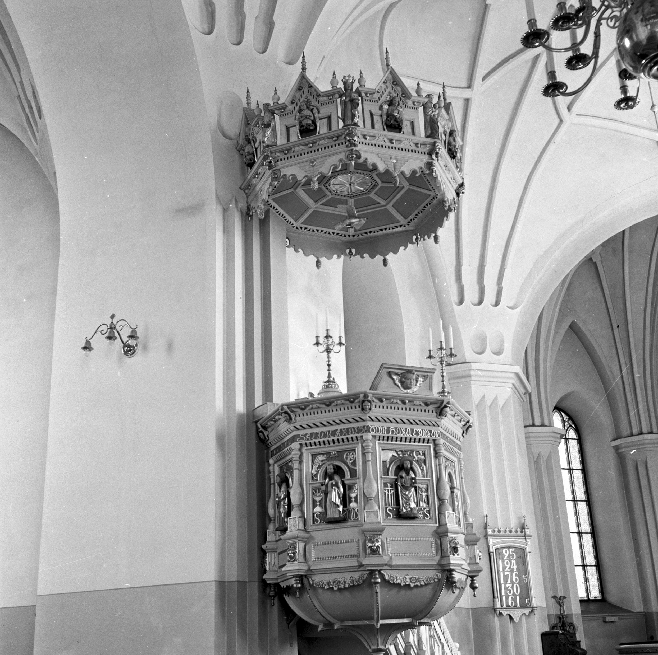 Åke Nisbeth, Harmångers kyrka