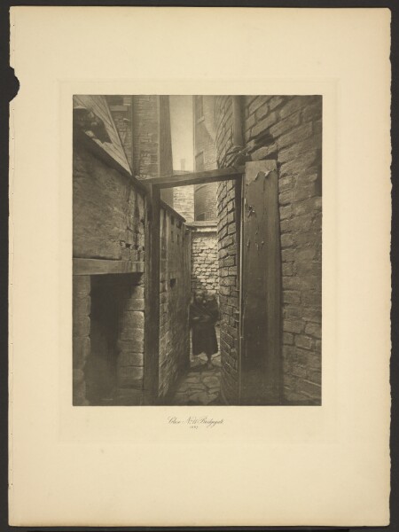 Thomas Annan, Close No. 11 Bridgegate