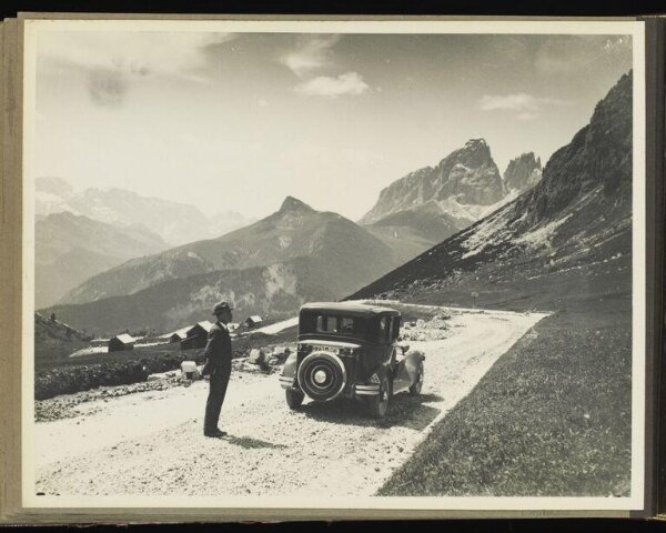 Unknown, 'Dans la descente du Simplon - Suisse 1932