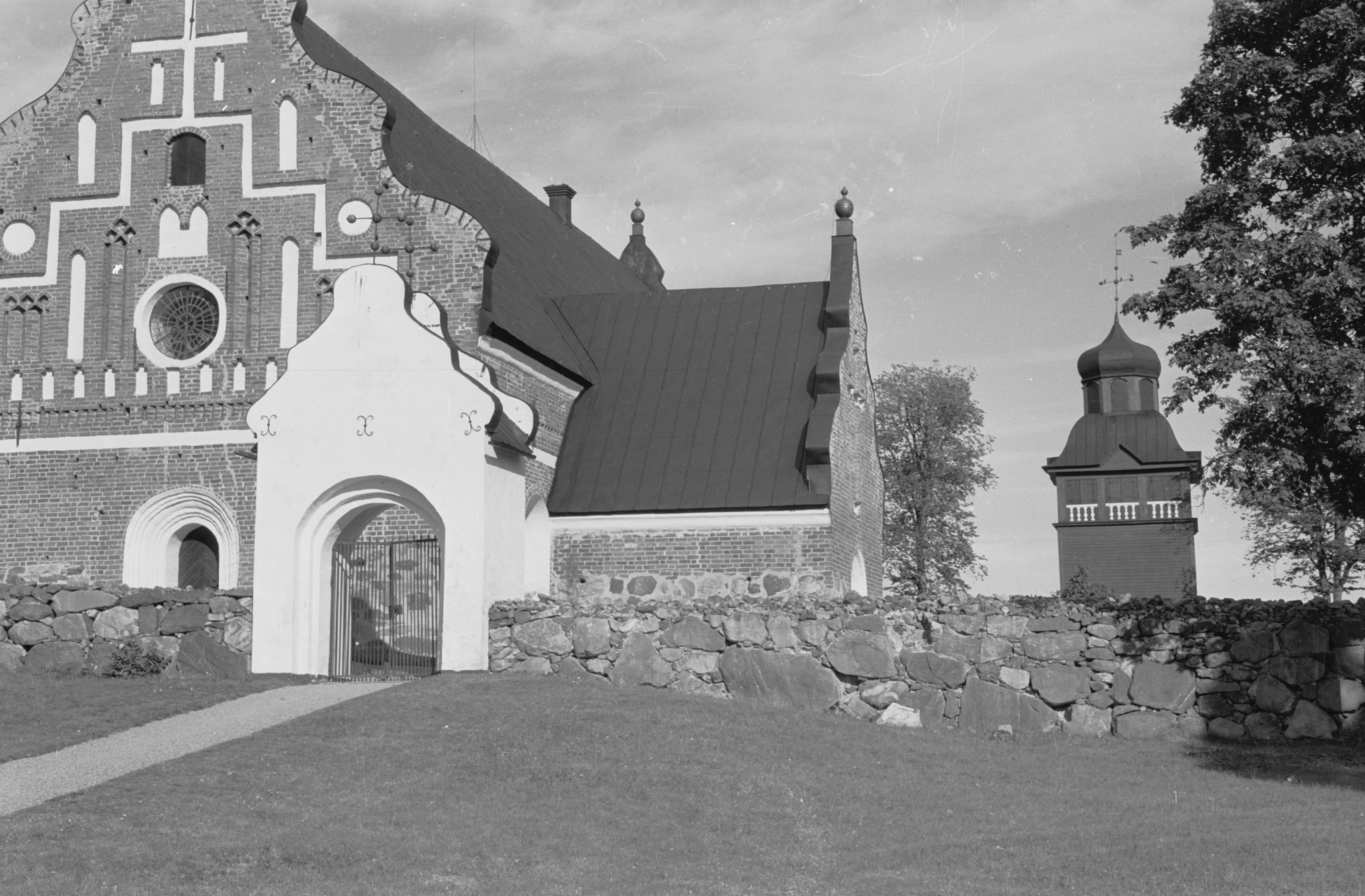 Bertil Berthelson, Österlövsta kyrka