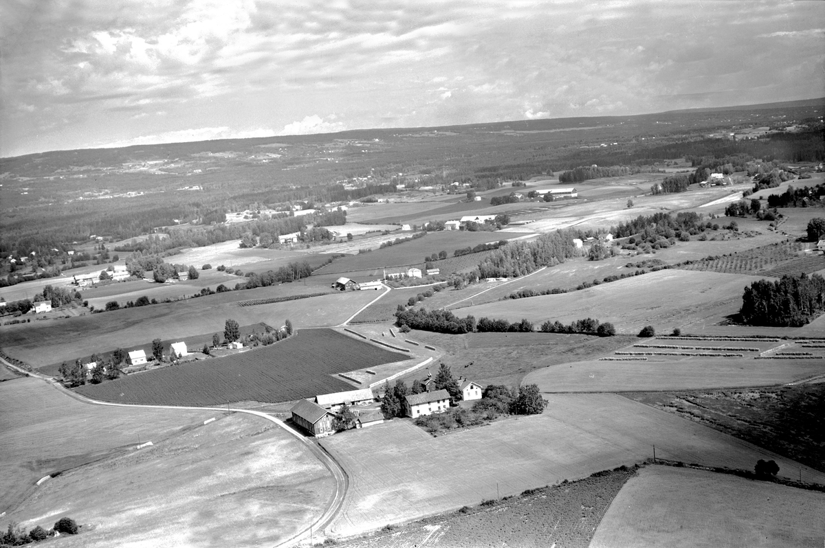 Widerøes Flyveselskap A/S, FLYFOTO LERHUS