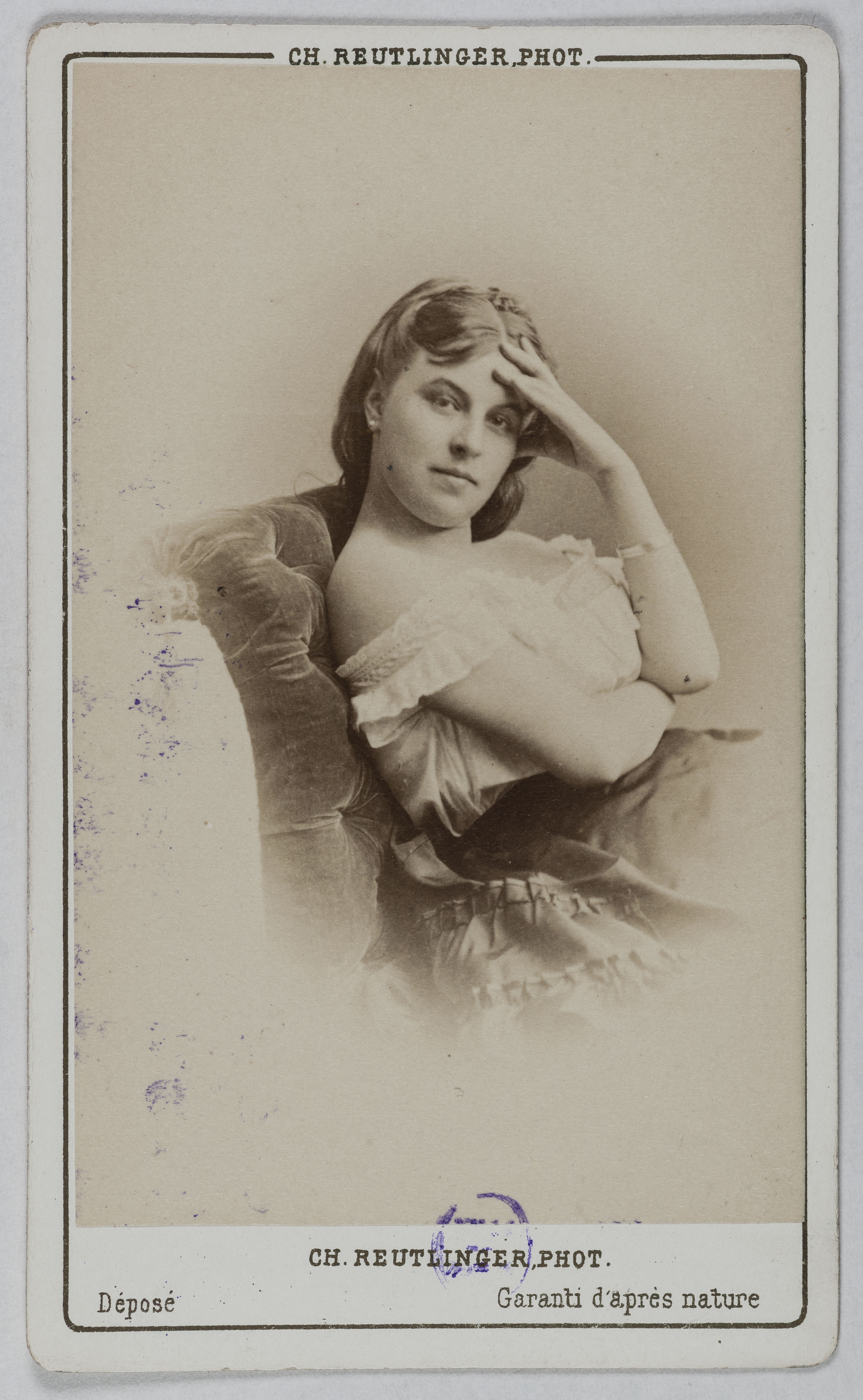 Charles Reutlinger, Portrait de Fogeard (ou Fougeard), (actrice aux Folies Marigny)