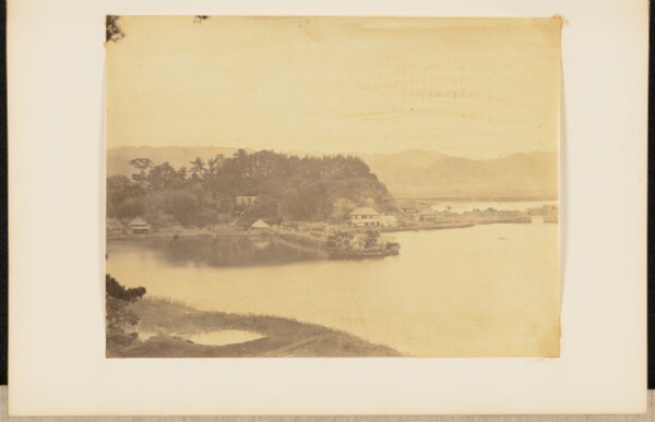 Felice Beato, [Tea House at Kanazawa, Hirakata Bay from Kyurantei]