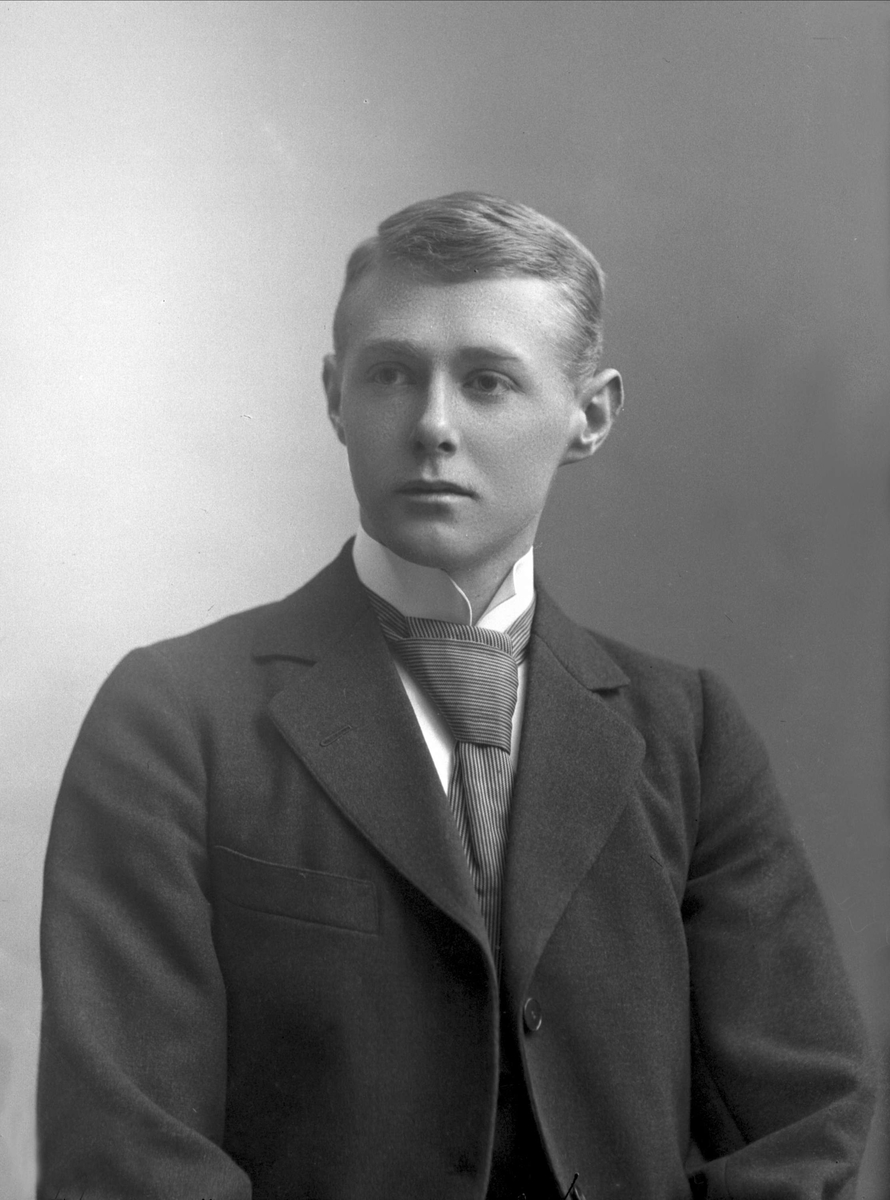 Gustav Borgen, NFB.36372