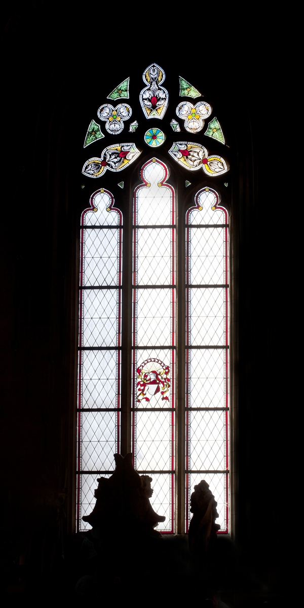 Olle Norling, Glasmålning i Gustaf Banérs kor (travé 24), Uppsala domkyrka, Uppsala 2013