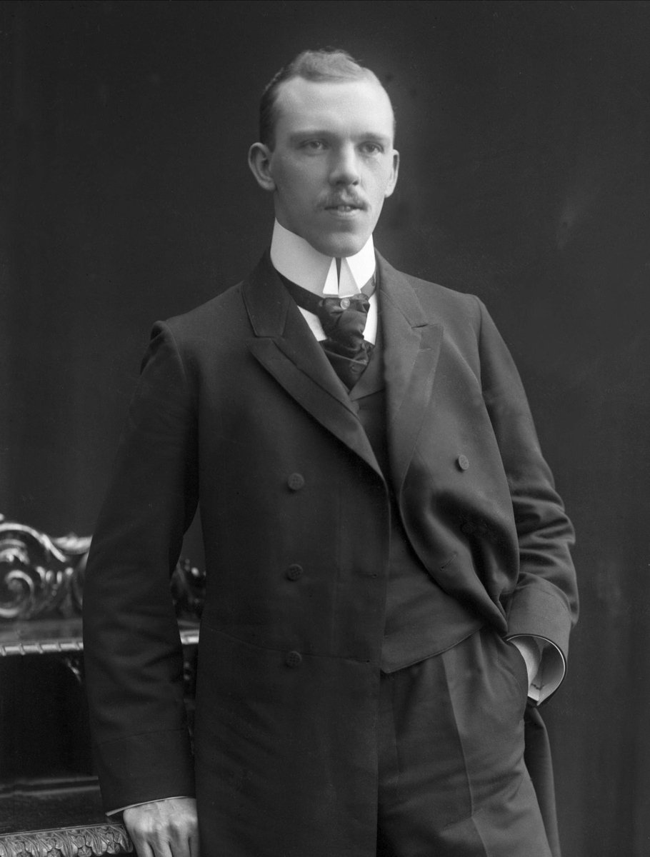 Gustav Borgen, NFB.19754