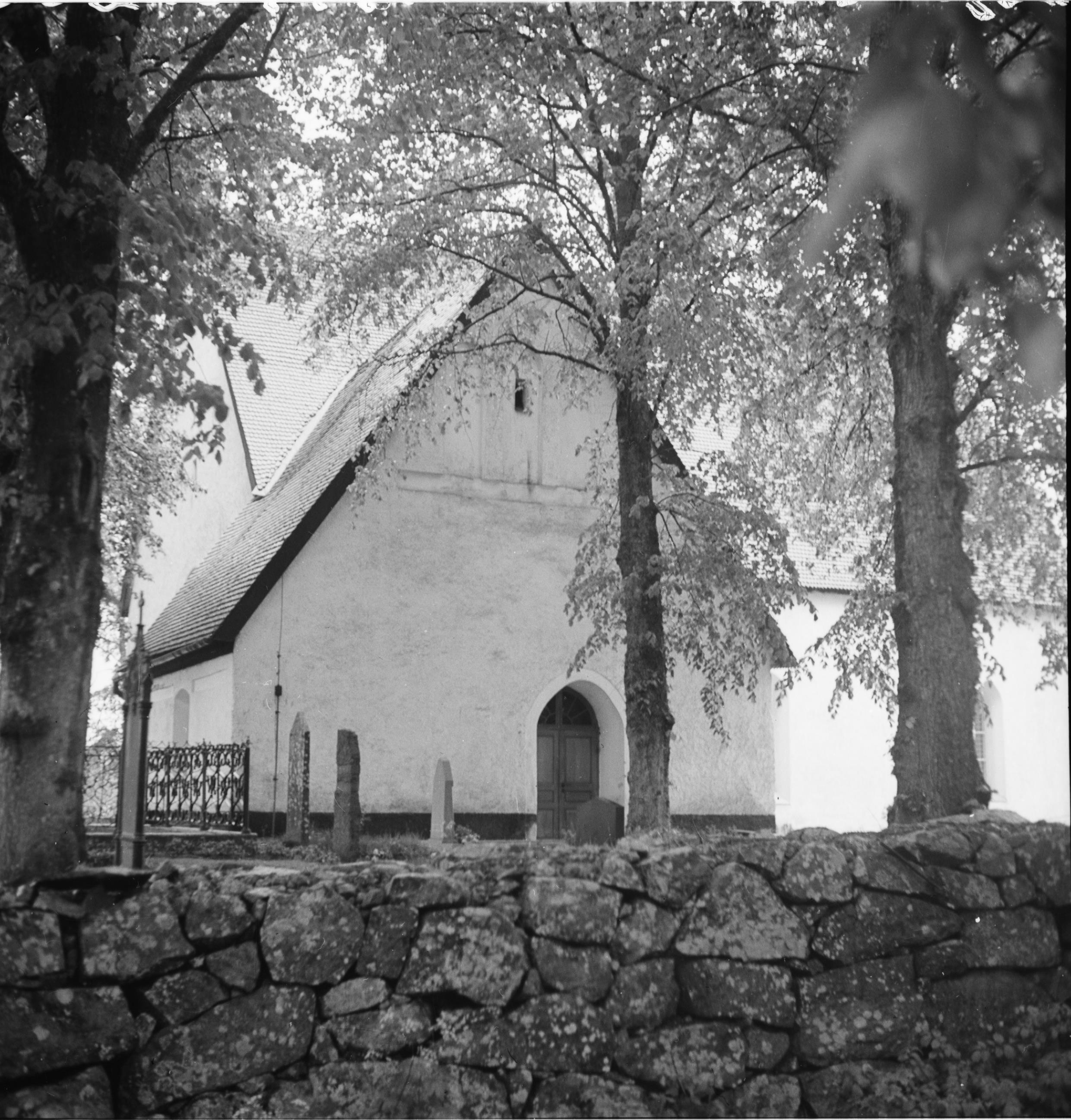 Nils Lagergren, Riala kyrka