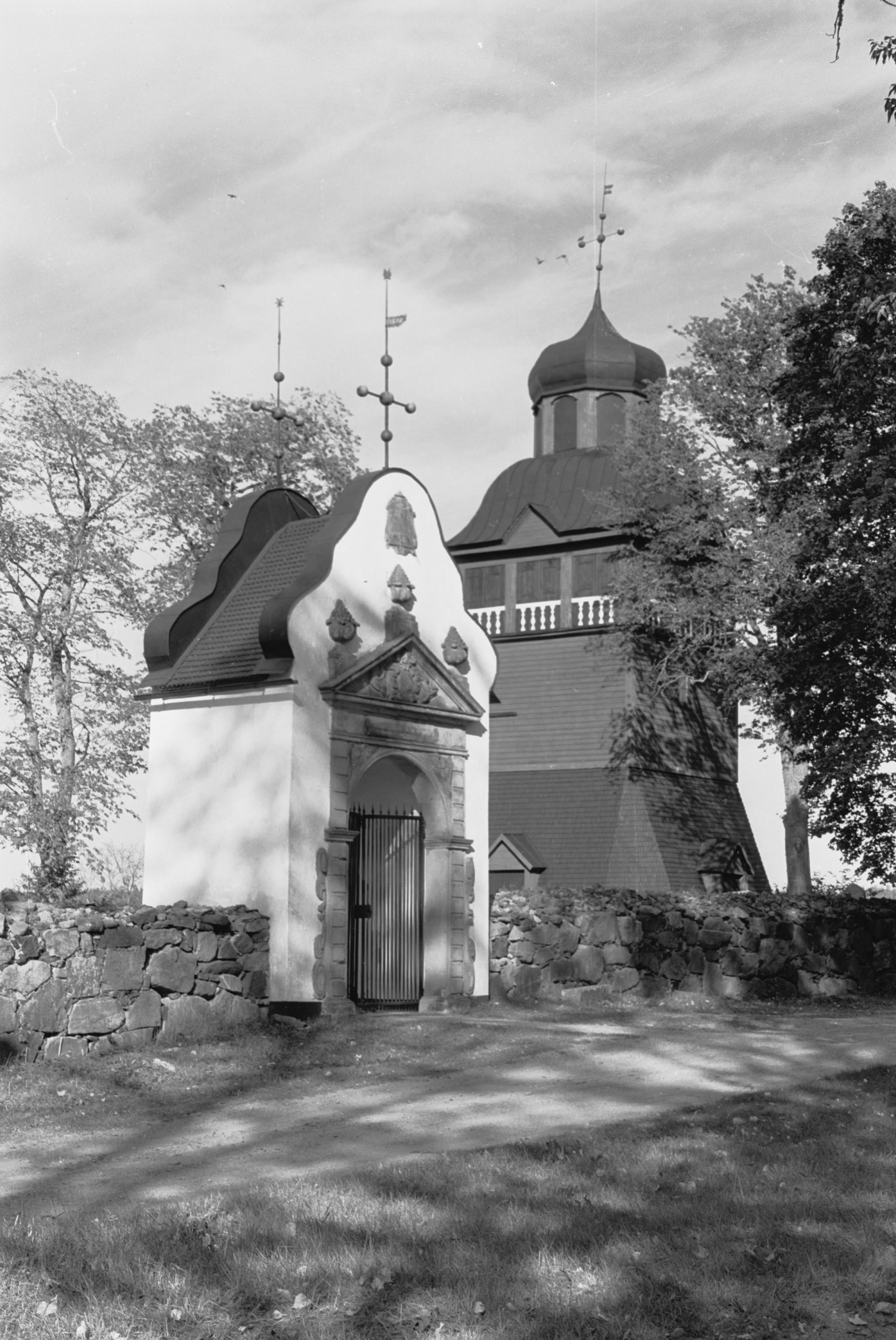 Bertil Berthelson, Österlövsta kyrka