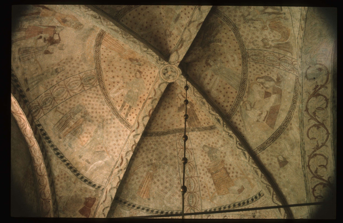 Erik Eriksson, Kalkmålning i Knutby kyrka, Knutby socken, Uppland 1979
