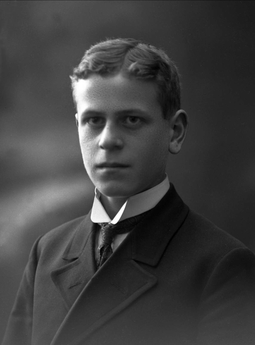 Gustav Borgen, NFB.35676