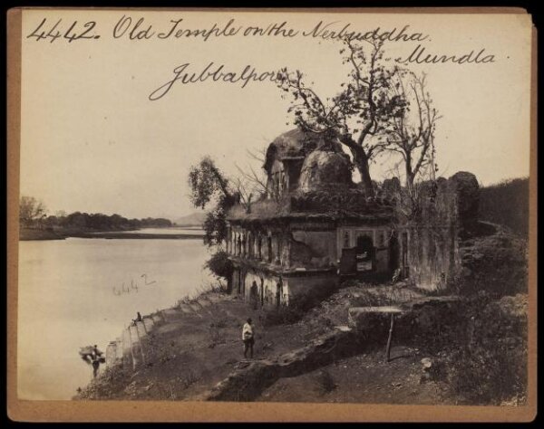 Francis Frith, Old Temple on the Nerbuddha.  Mundla.  Jubbalpore