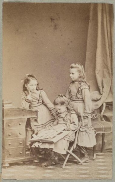 Unknown, Carte-de-visite photographs (32). Four photographs  are dry mounted on each sheet.
