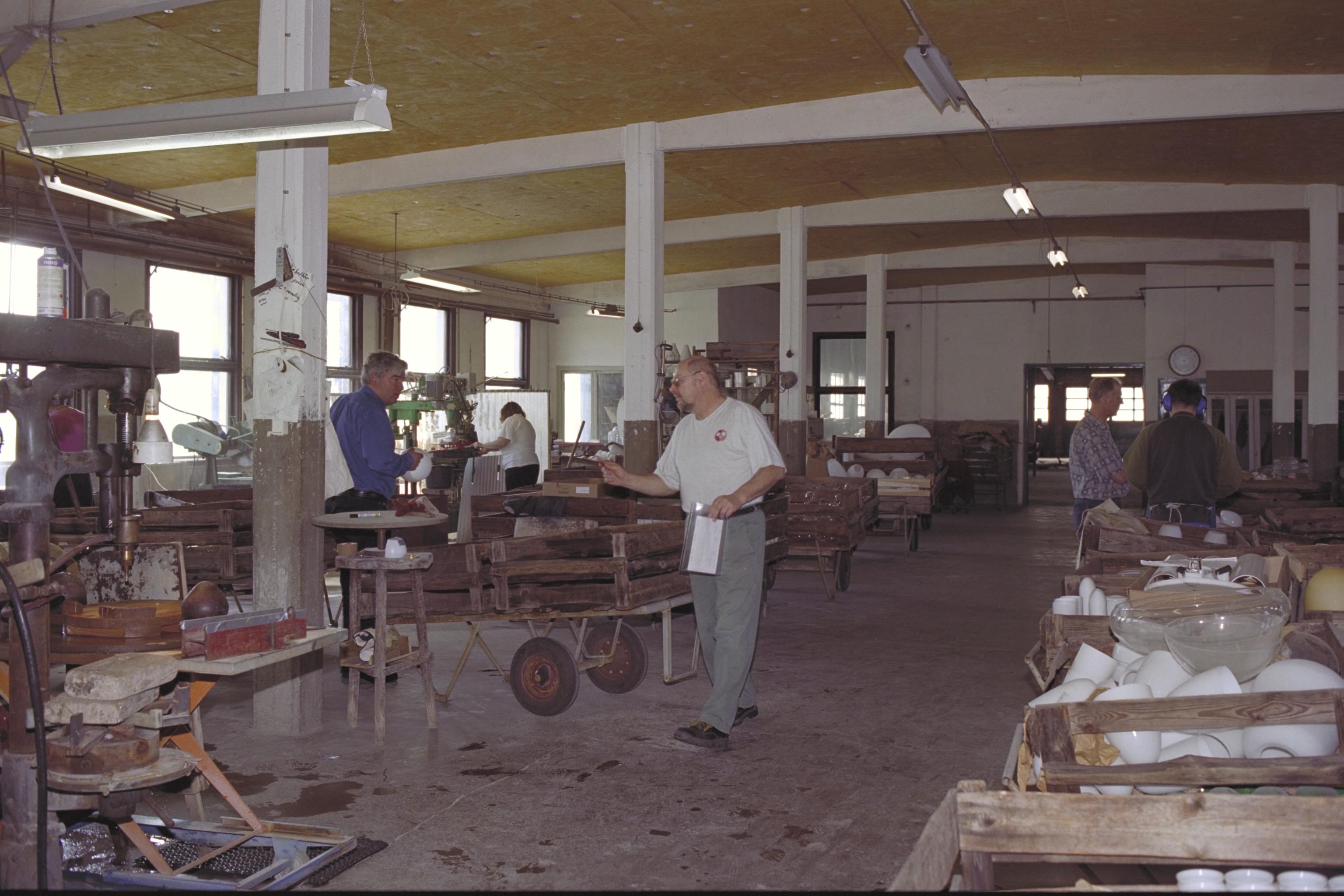 Bengt A Lundberg, Rosdala glasbruk