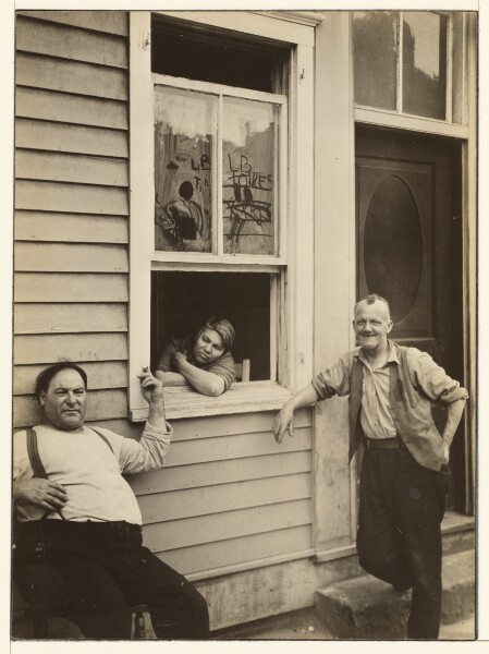 Walker Evans, Ossining: New York: 1932 / People in Summer, New York State Town / Town People, Ossining, New York