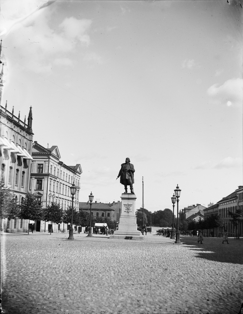 Carl Liljefors, The Town Square, Örebro