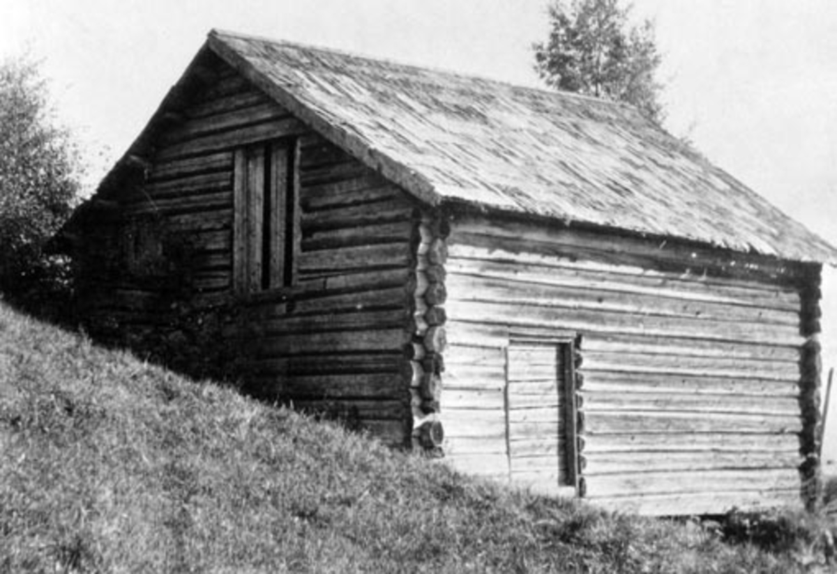 Anno Domkirkeodden, Eksteriør, kvernhus, Koss, Veldre, Ringsaker.